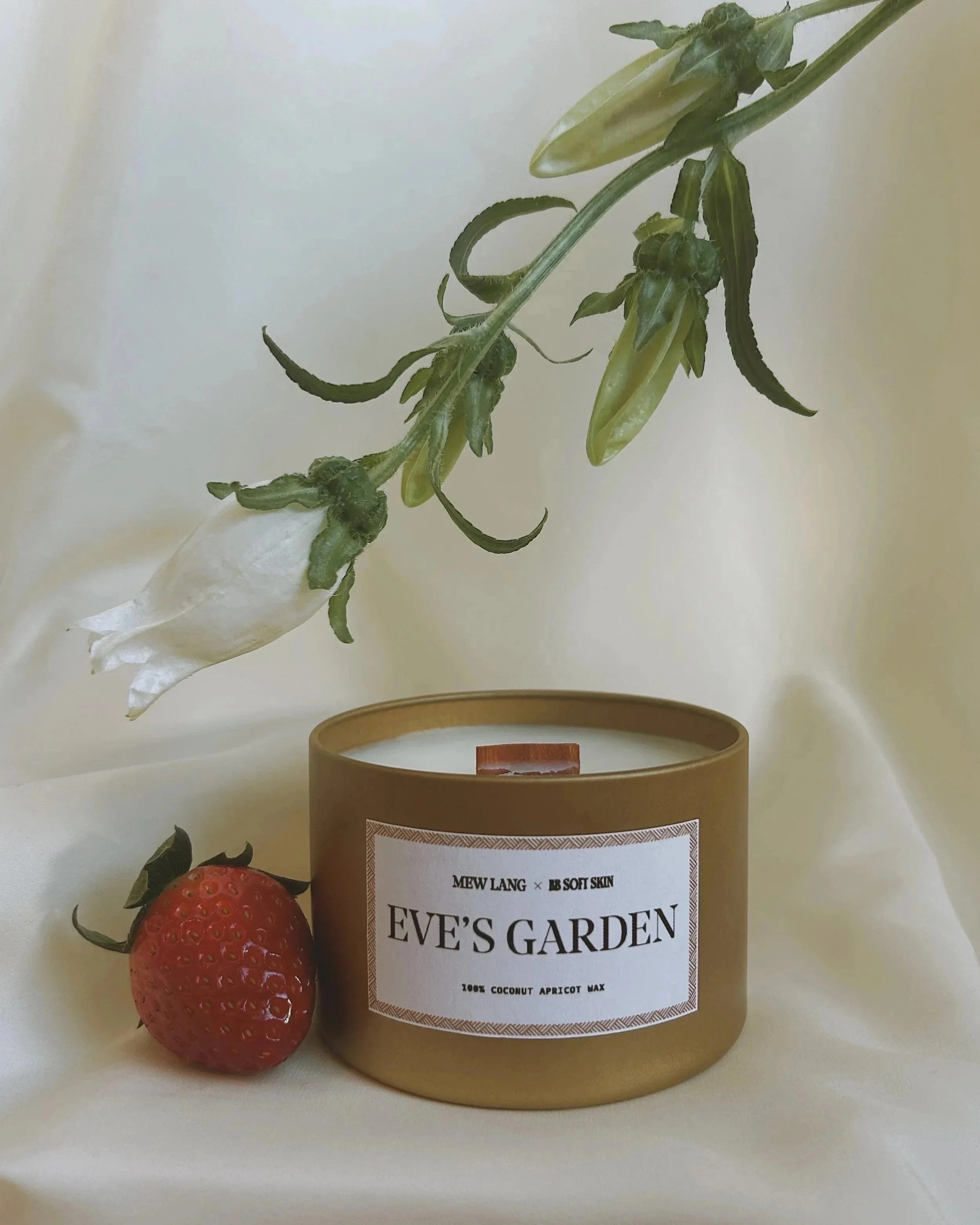 Eve’s Garden Candle