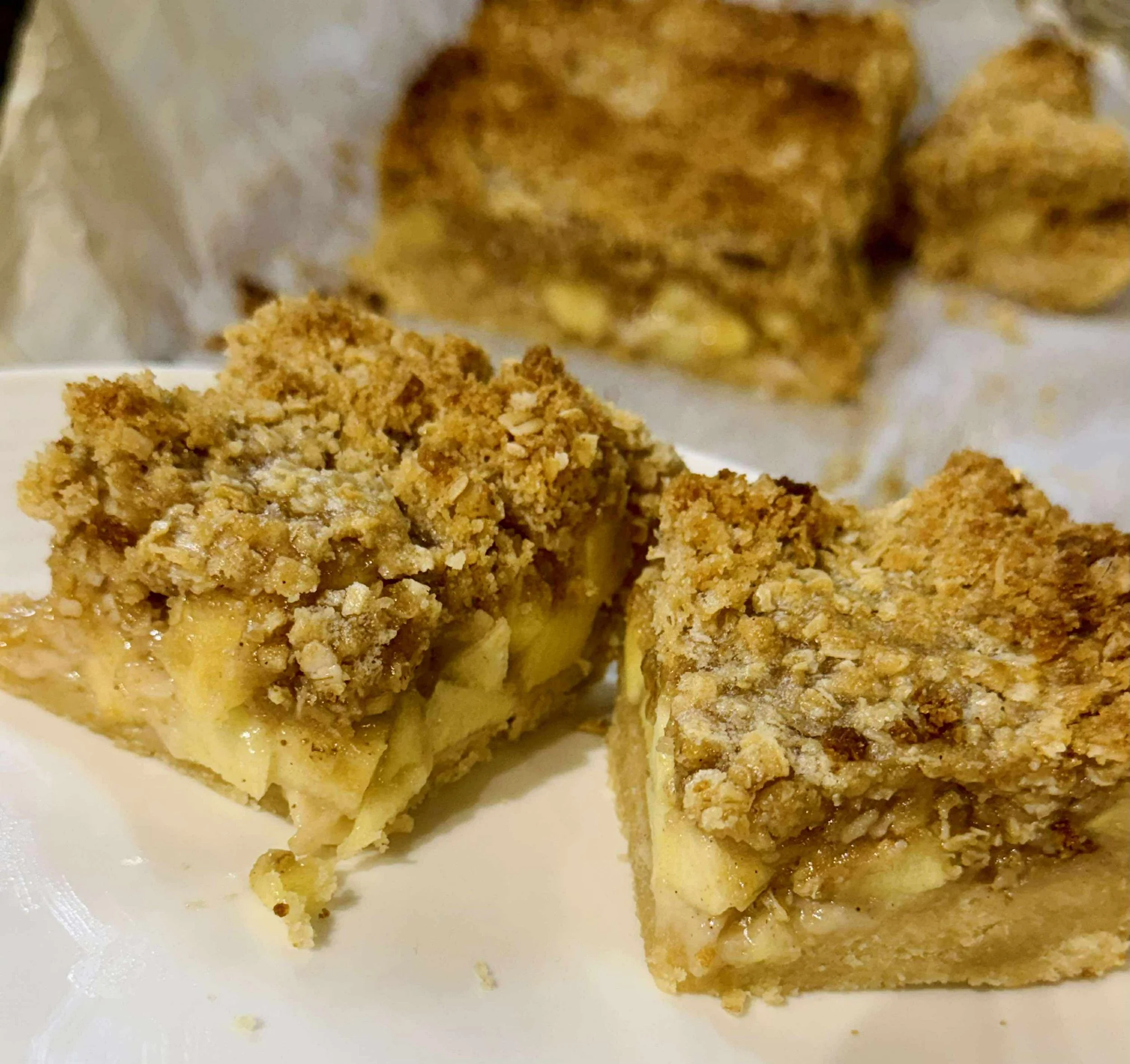 Easy Apple Crisp Bars