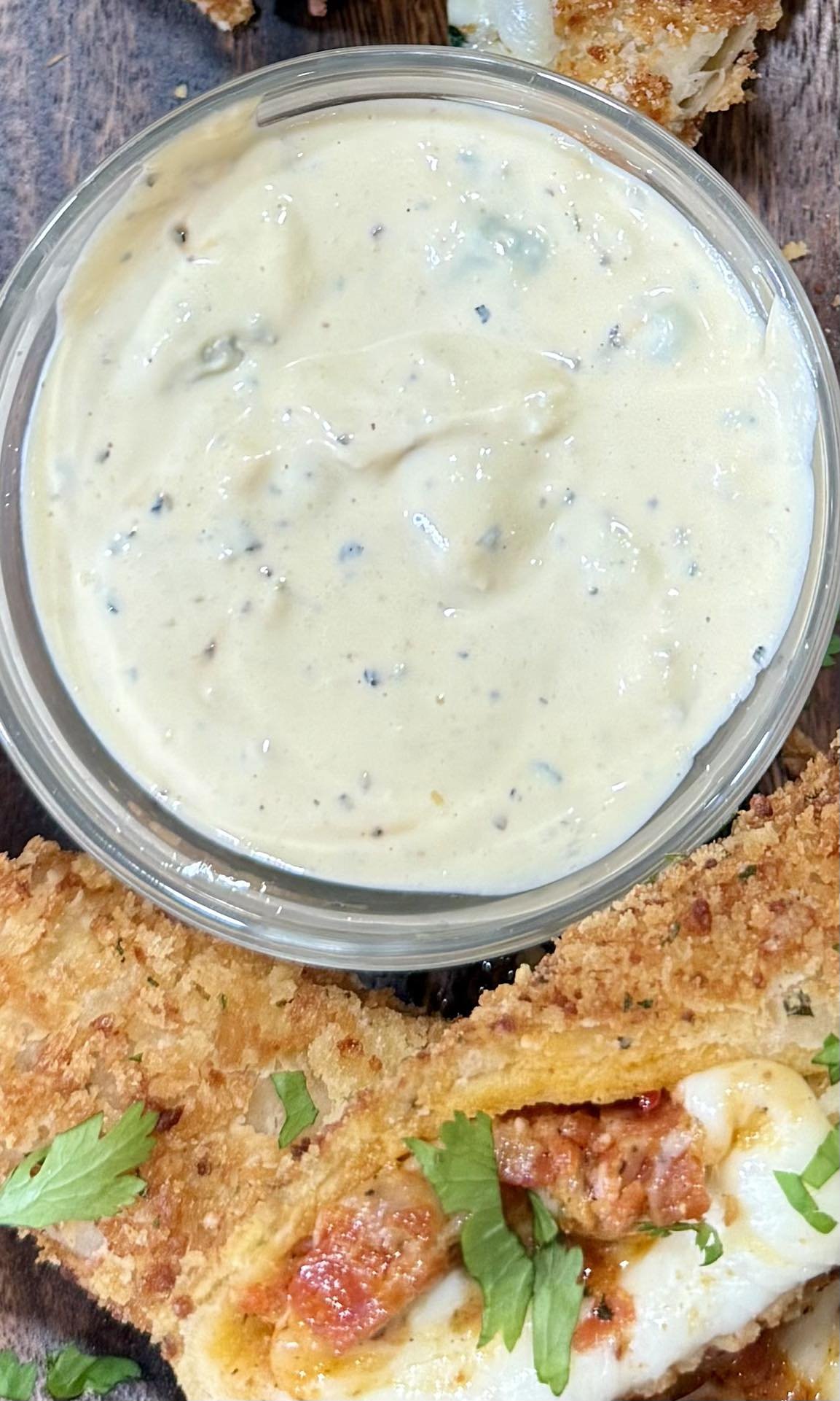 Queen G’s Bold Ranch Blue Cheese Dip