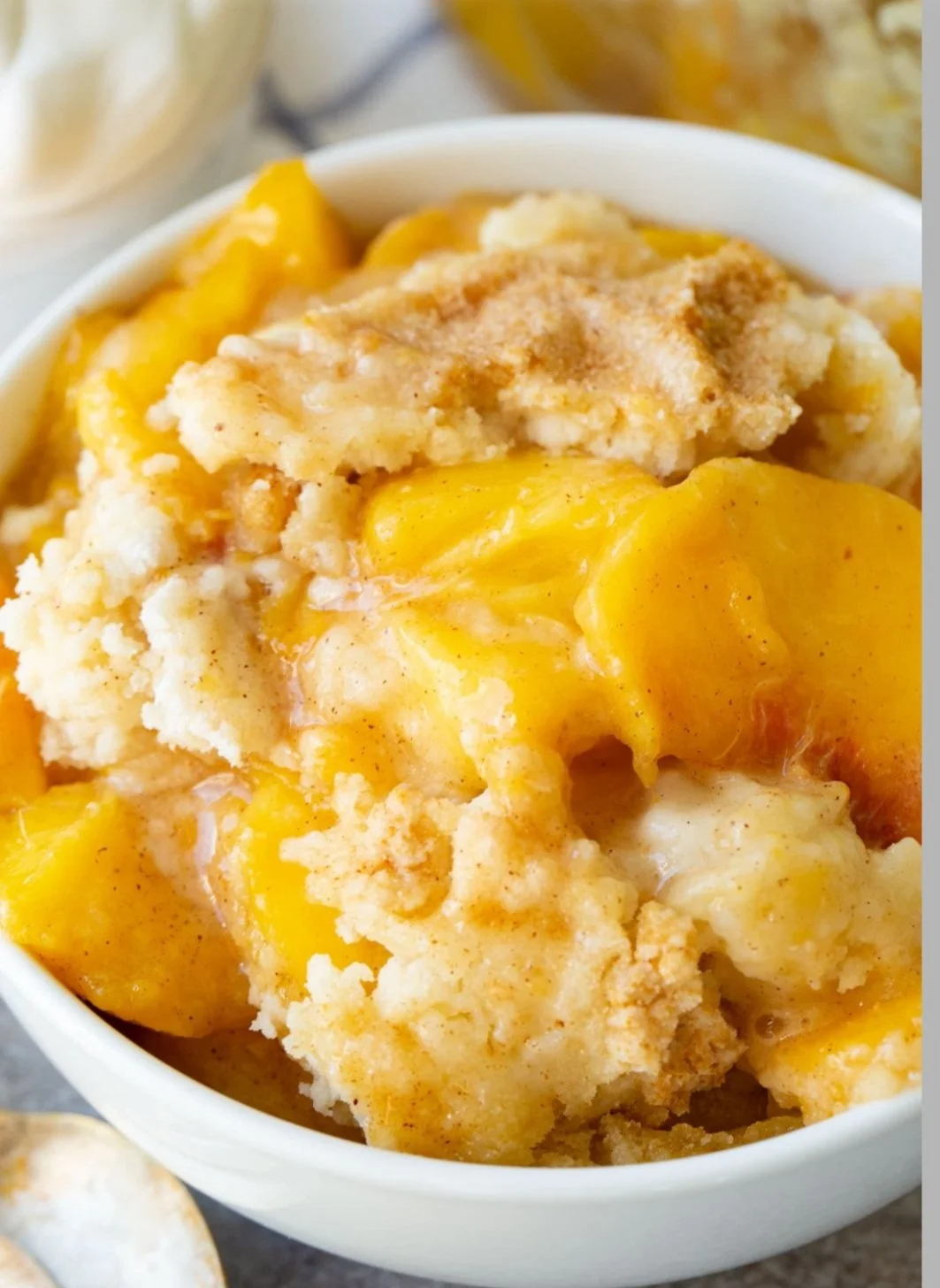 Peach Cobbler with Canned Peaches and Cake Mix