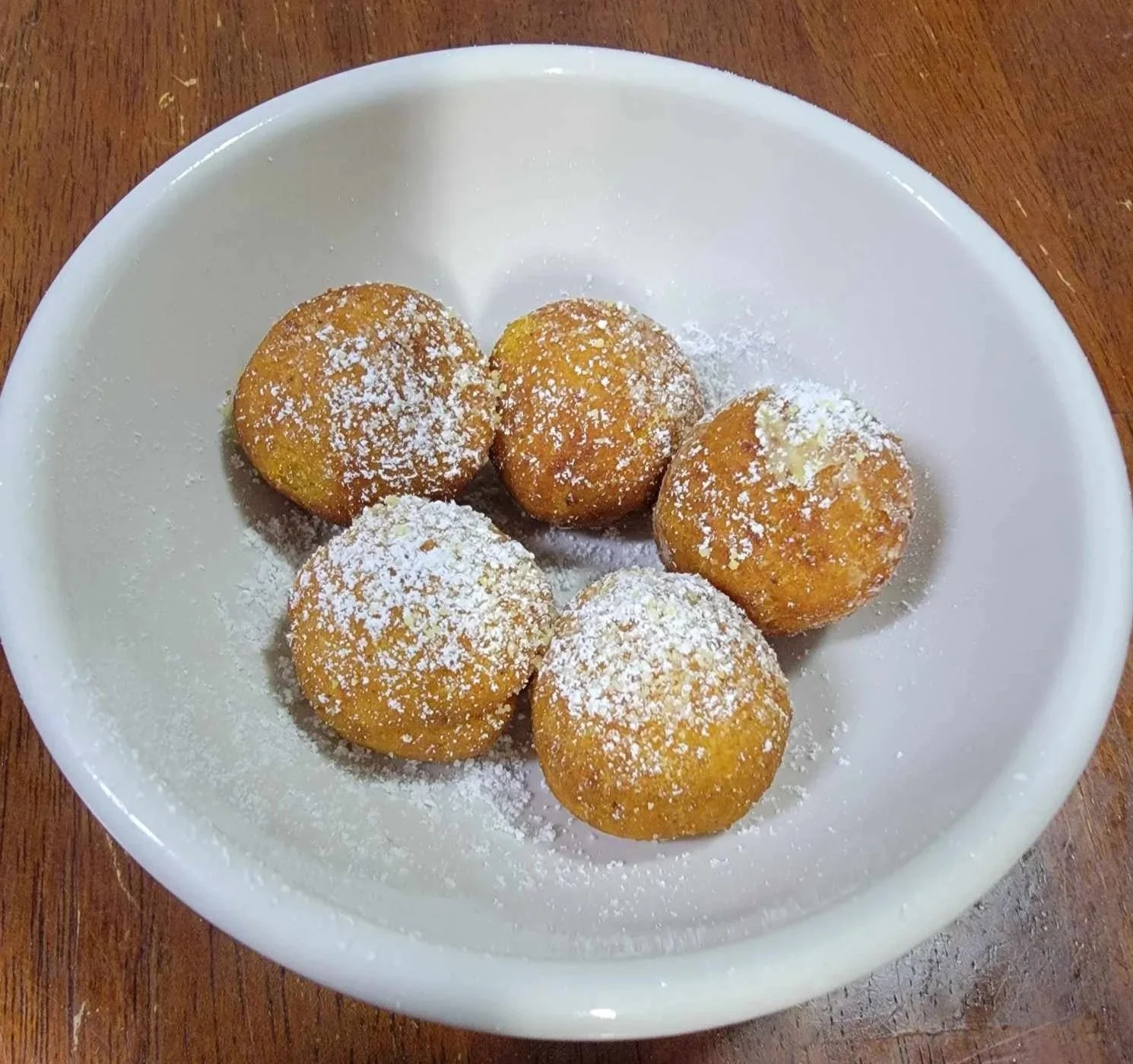 3-Ingredient Fall Donuts