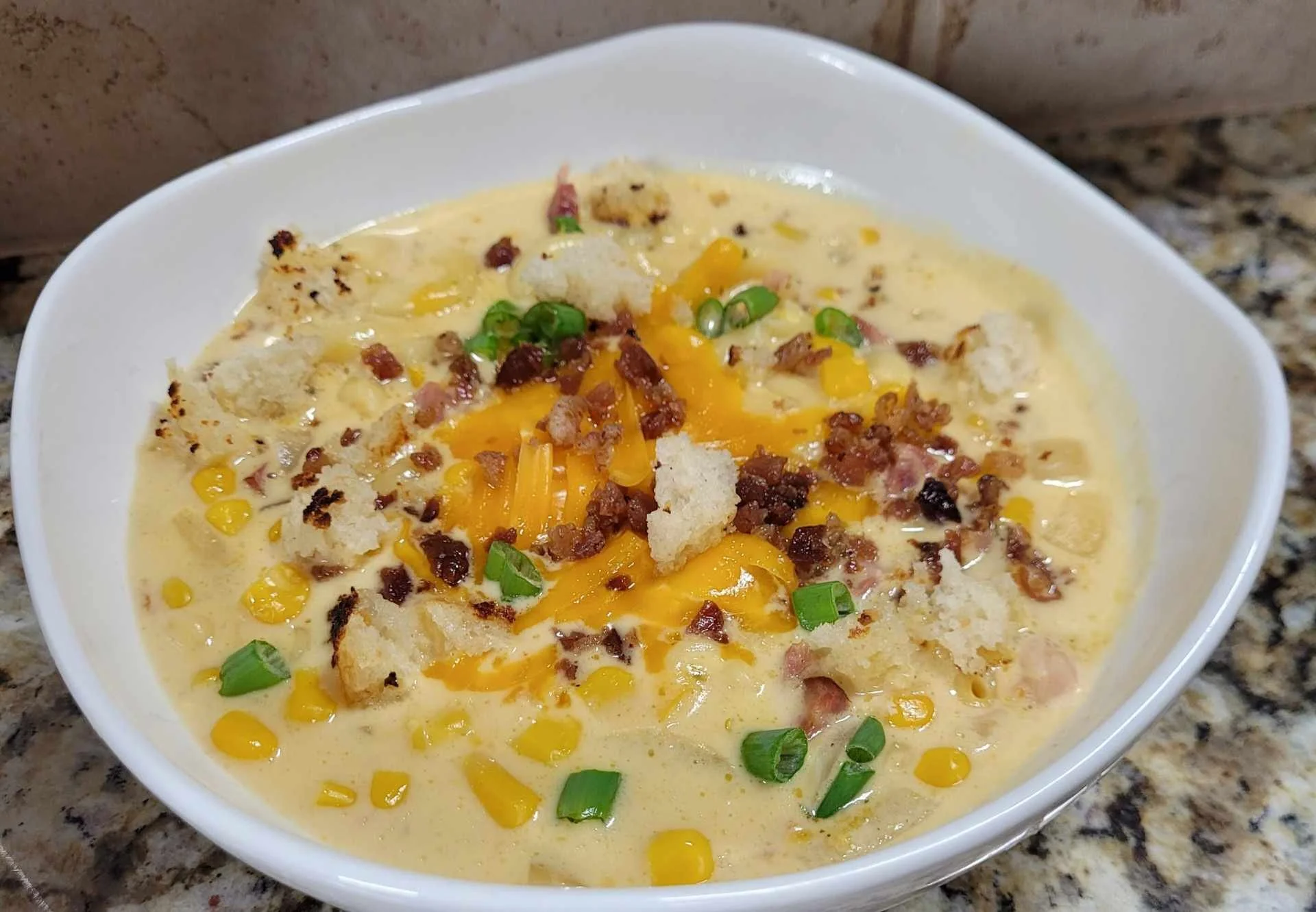 Ham Mac and Cheese Soup