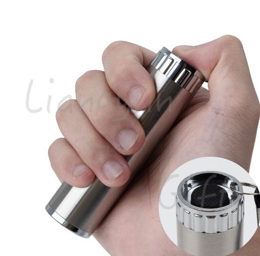 LYN-822M 強光按壓式手電筒 禮品.jpg