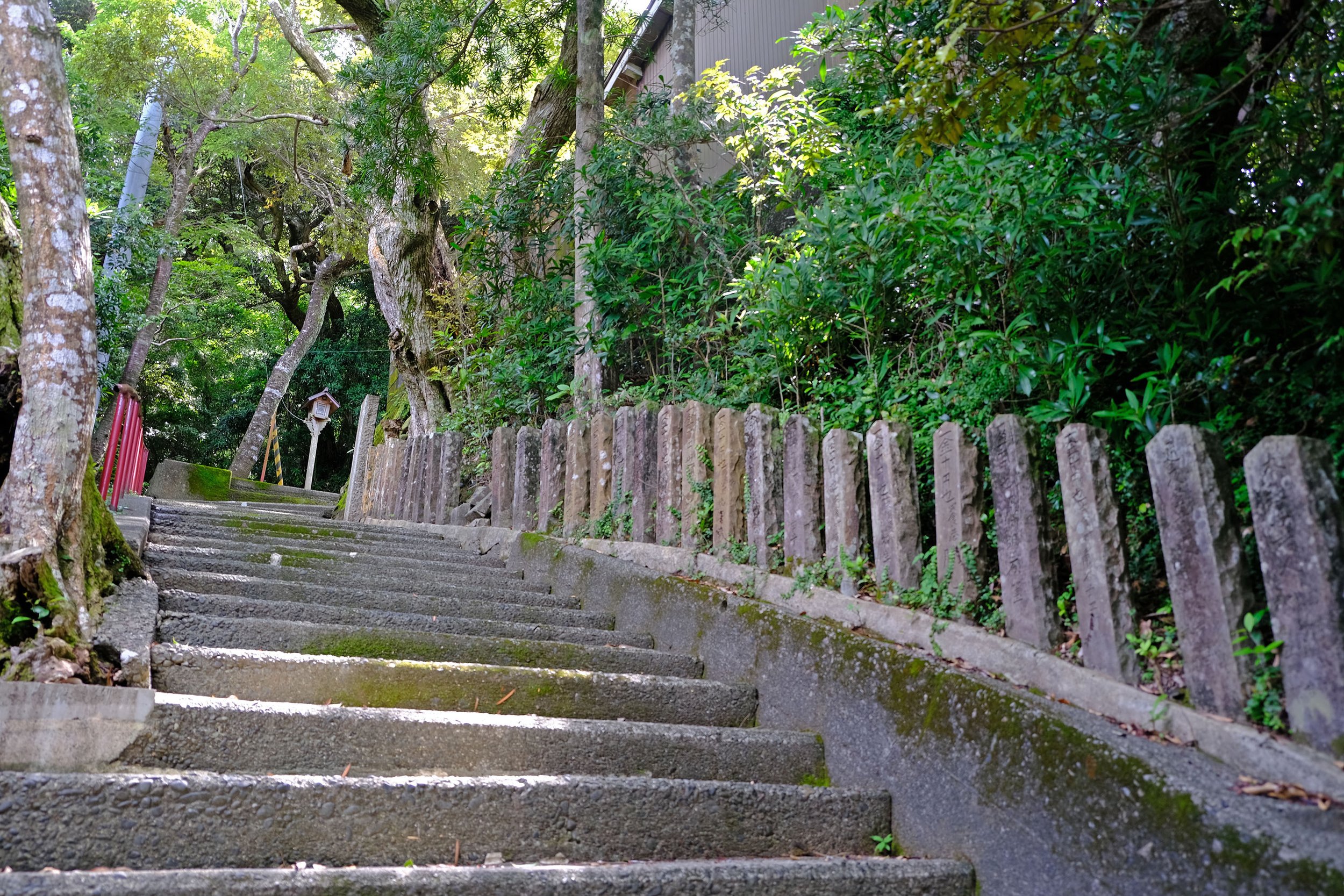 takegashima-shrine-stairs.jpg