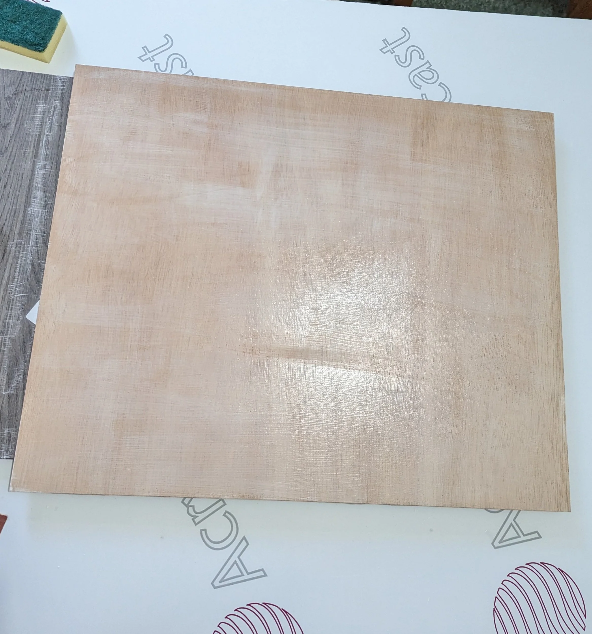 How to prepare a panel for oil painting using traditional gesso
