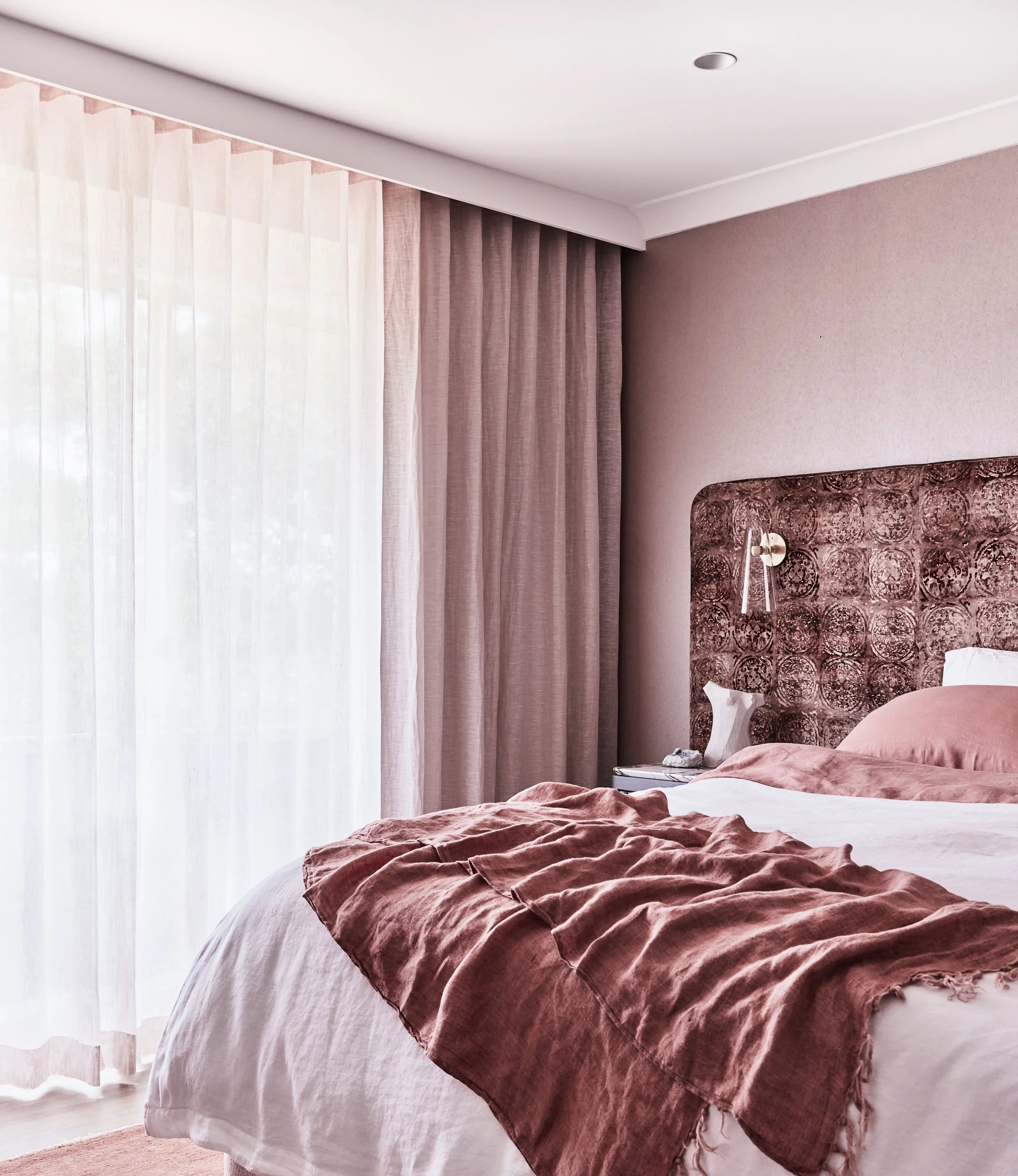 Sydney luxury bedroom design by Catherine De Meur Interiors