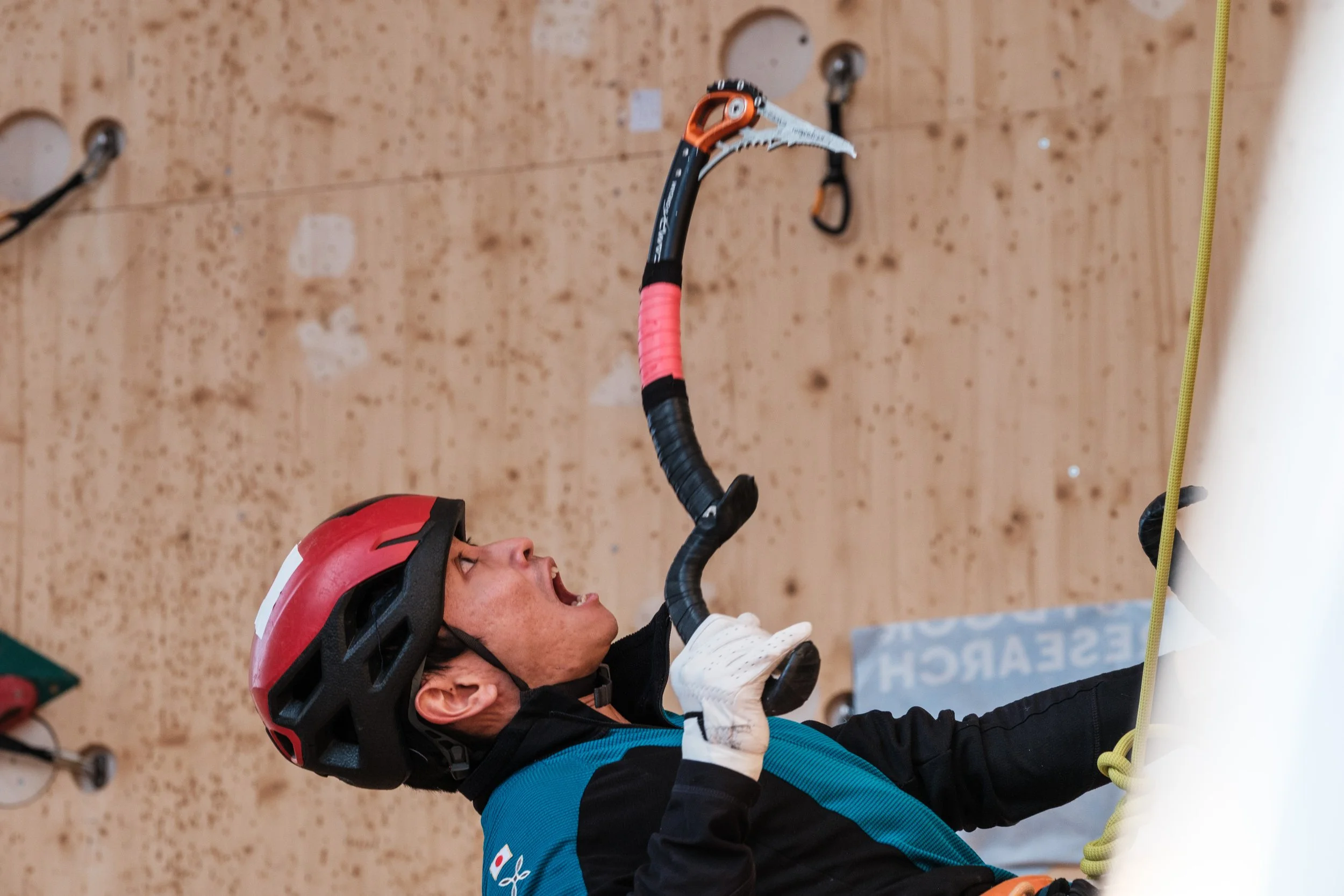 20251122IceClimbingContCupUIAA—obloc-mahlersilvanfotografiert-liveitch-46.jpg