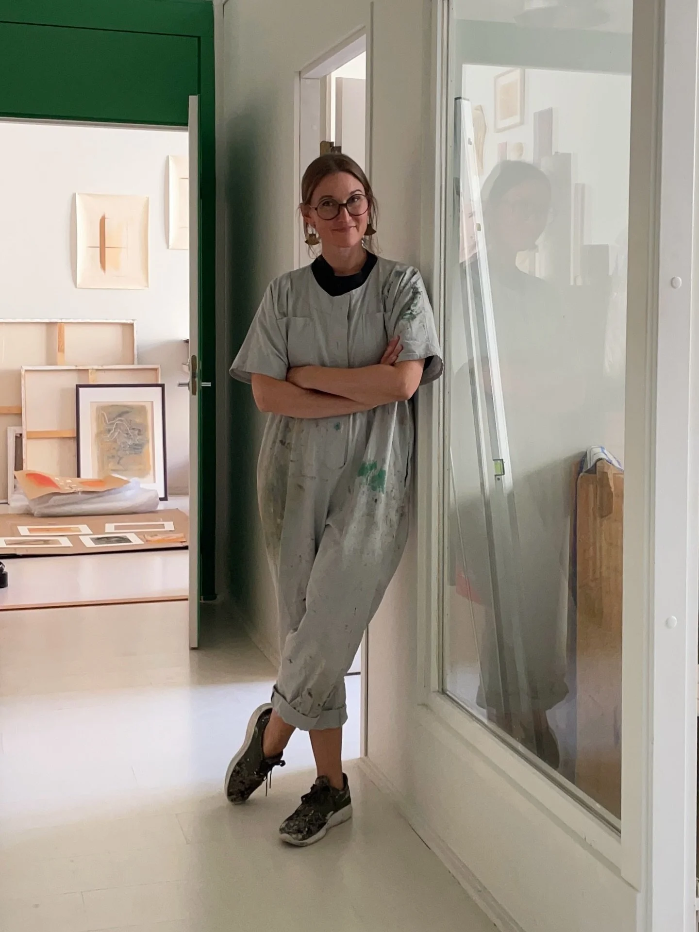 Maalaushaalarip&auml;iv&auml;! 

T&auml;n&auml;&auml;n ollaan valmistellut St. George Bakeryyn to 4.9. avautuvaa n&auml;yttely&auml; yhdess&auml; @riikkapelt kanssa. 

#avajaiset #openingnight #vernissage #finnishart #finnishdesign #n&auml;yttely #my