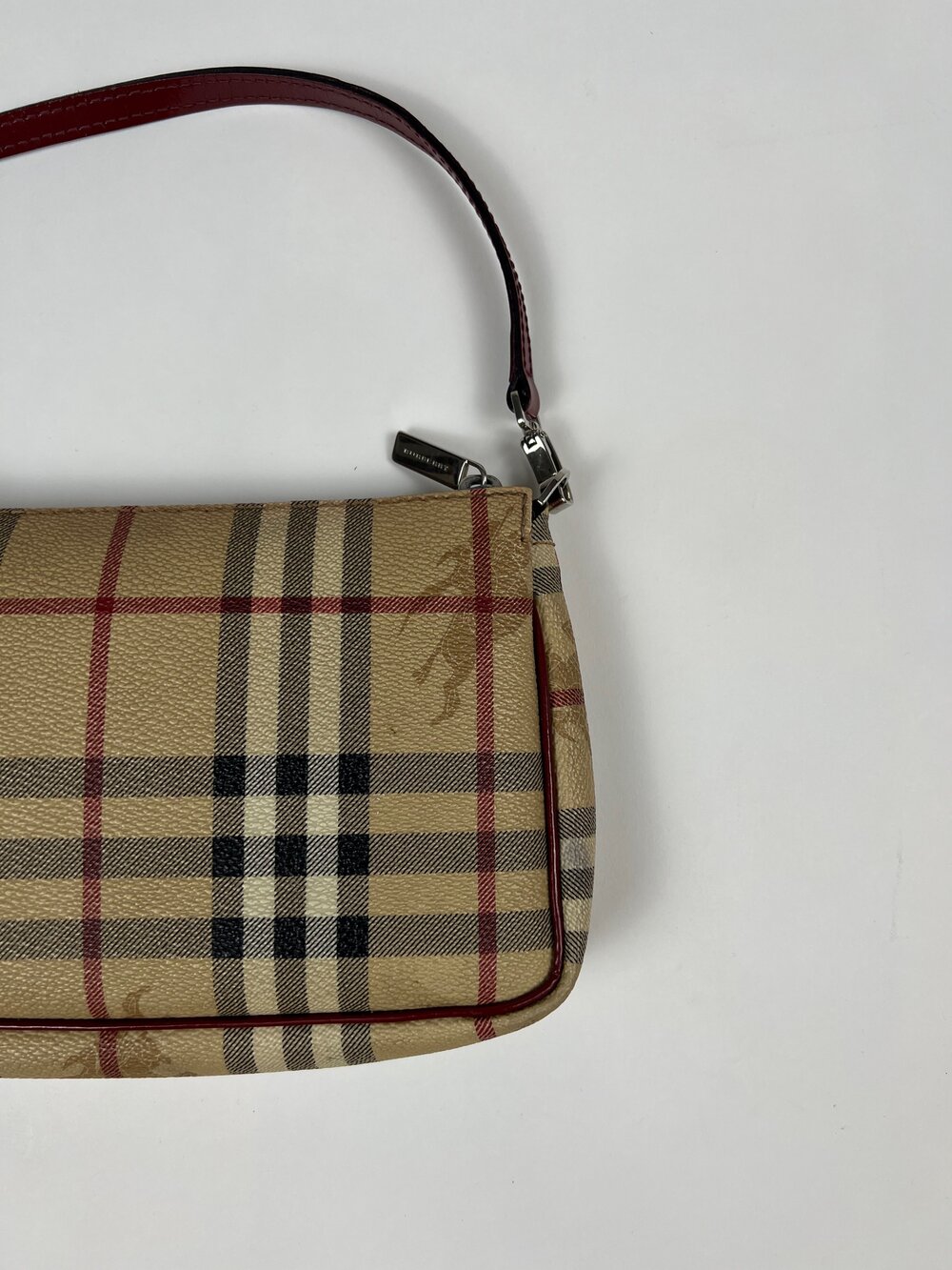 Burberry Nova Check Pochette Bag — Check It Vintage