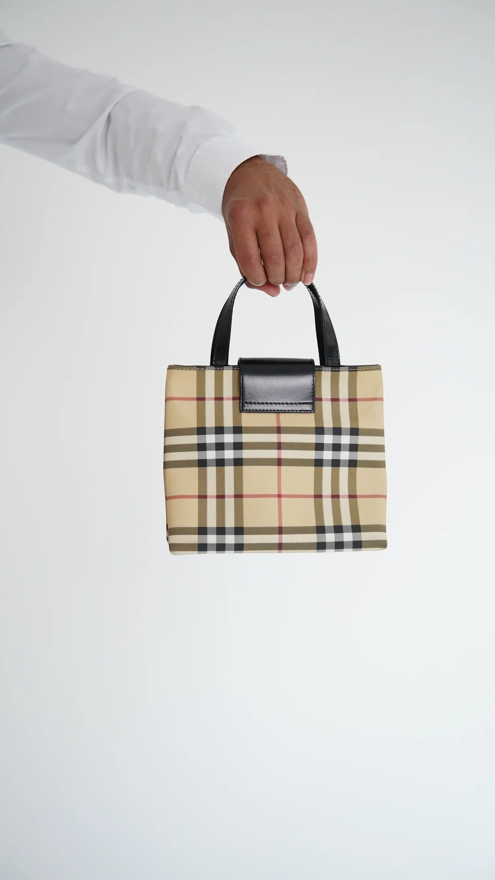 Burberry Nova Check Bag — Check It Vintage