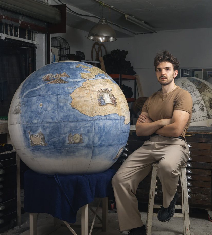Cabana Magazine-  Leonardo Frigo - Aris Mercury.jpg