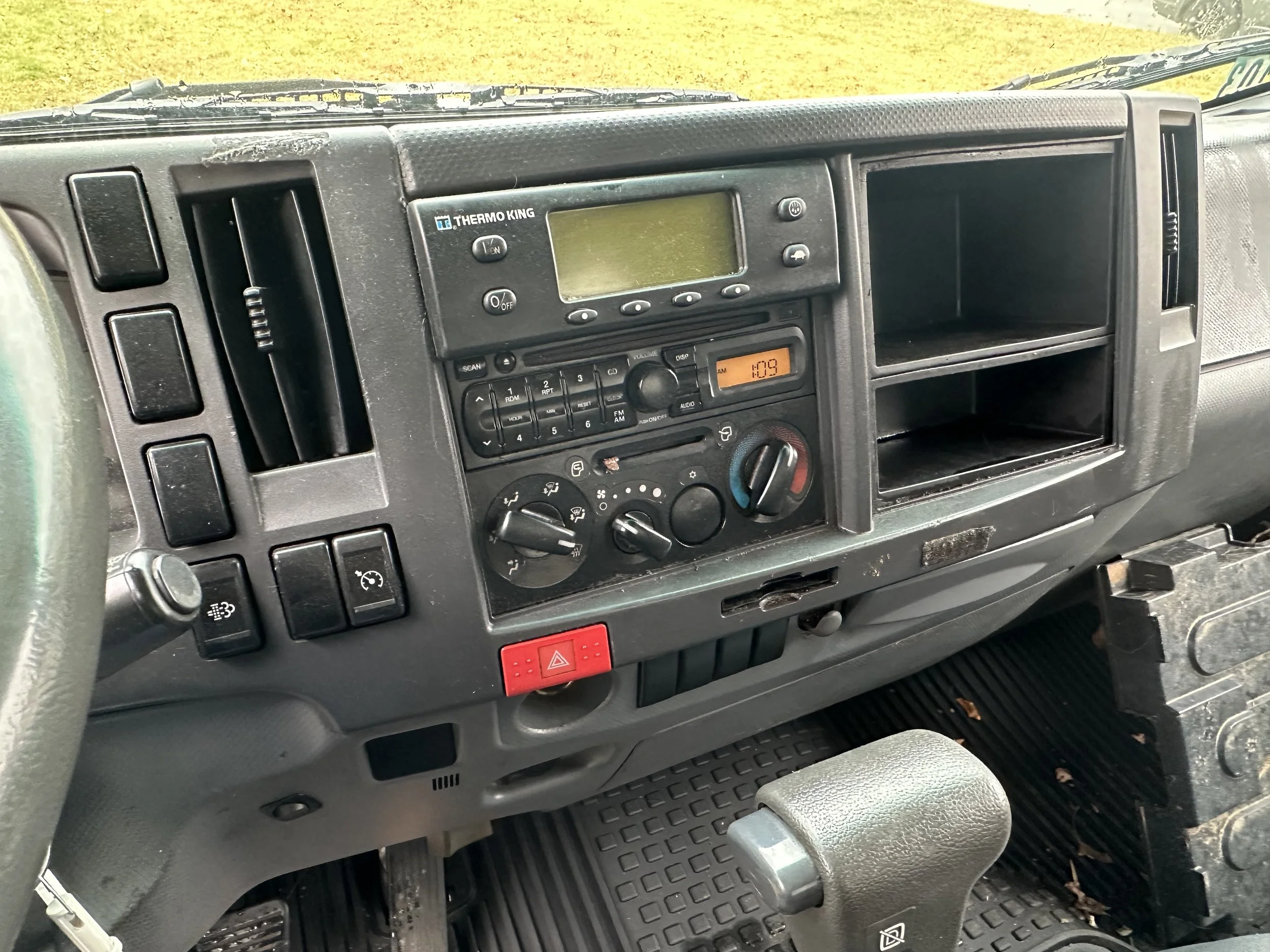 Truck 403 Box Temp Control.jpg