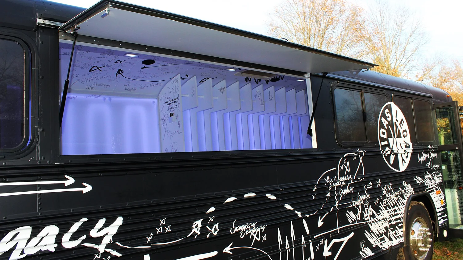 Glass box truck for experiential marketing