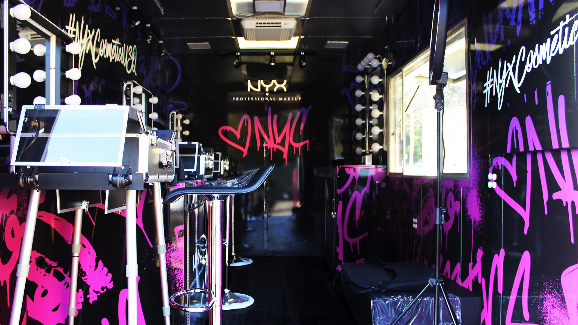 Mobile Salon Example