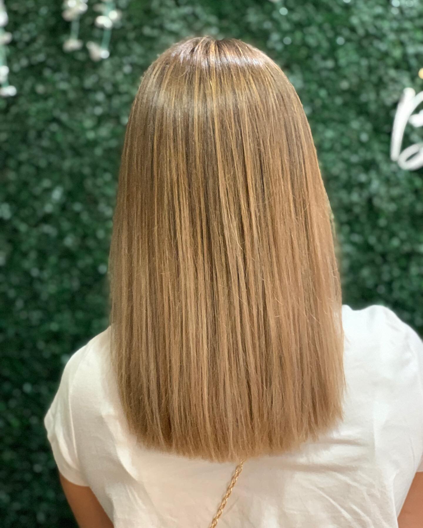 Amazing hair transformation 

Done by our artist @evelyns_beauty_world 

Washed hair with @bubu_beauty_line 

#bububeautysalon #bububeautyline #bububeauty#blondie#hairtransformation #wellahair#blondlife #portrichmond #portrichmondhair #portrichmondha