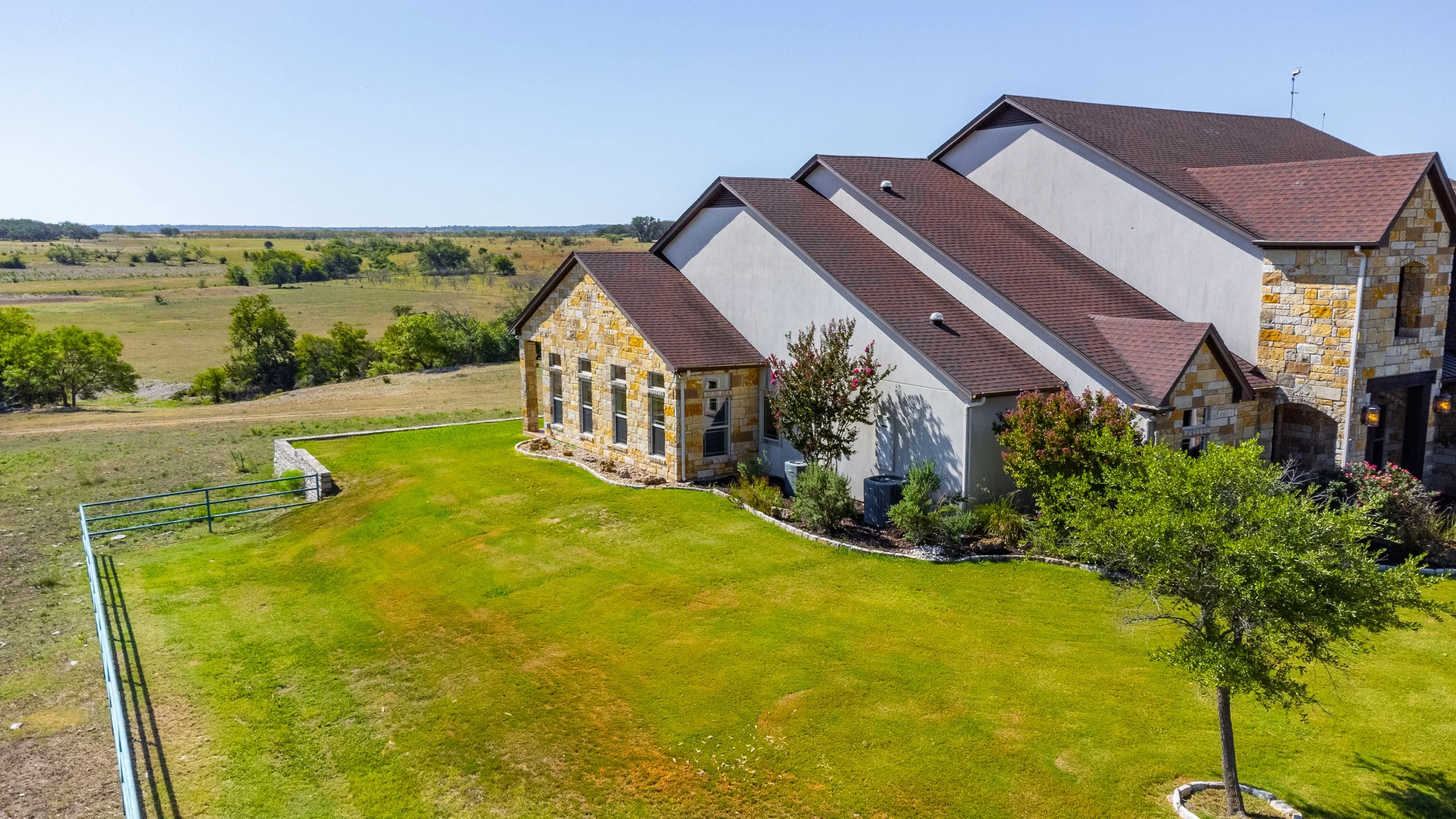 14725 FM 218 W-14.JPG