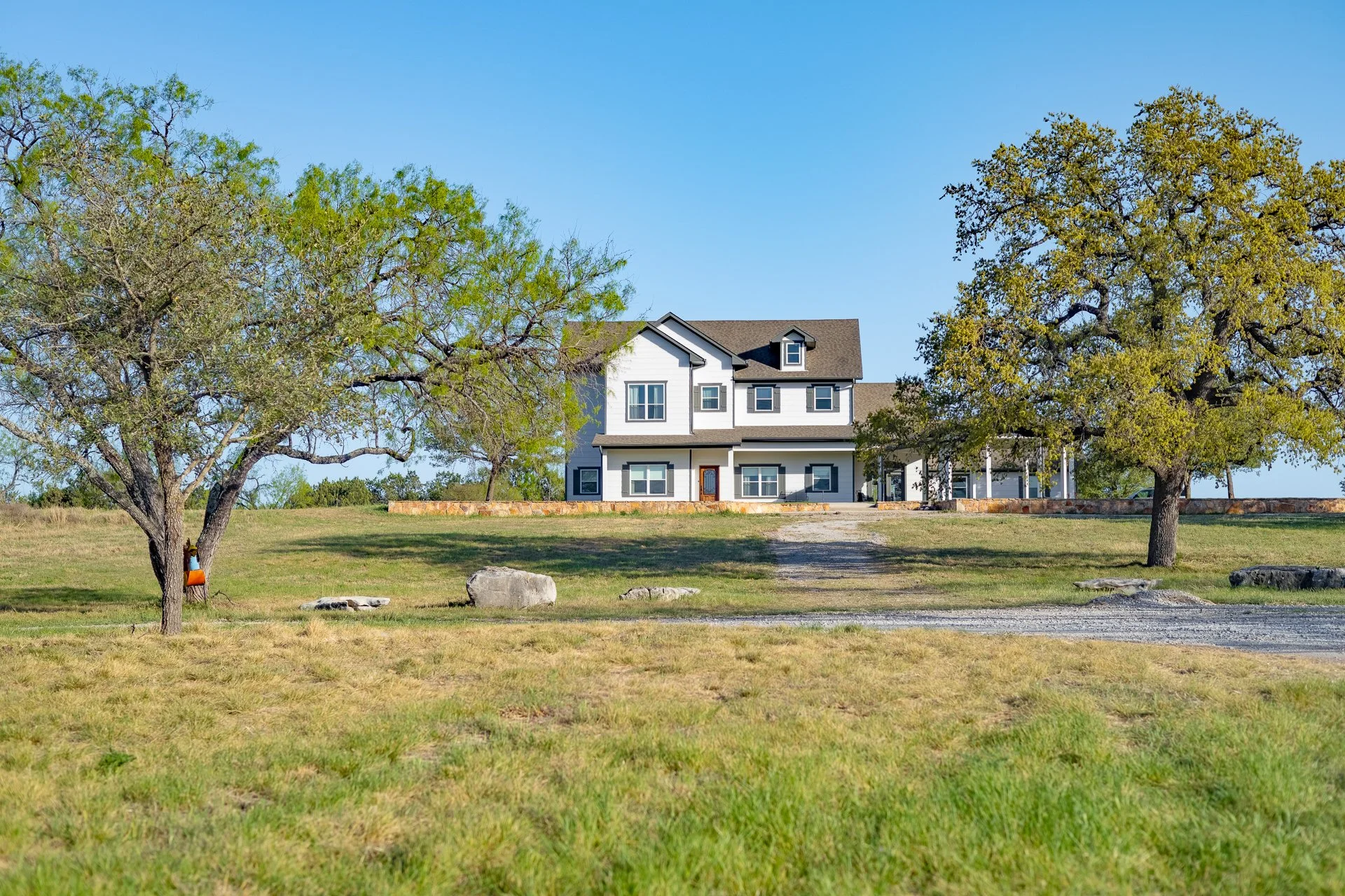 401 Deerpath Way-7-2-2.jpg