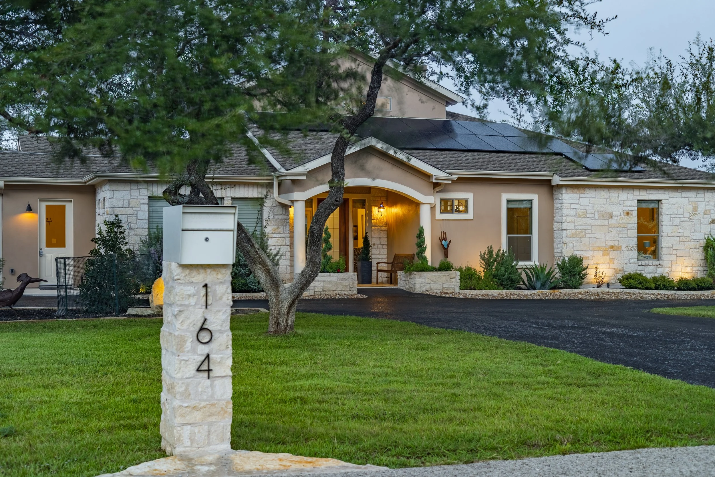 164 Stacey Ann Cove-2.JPG