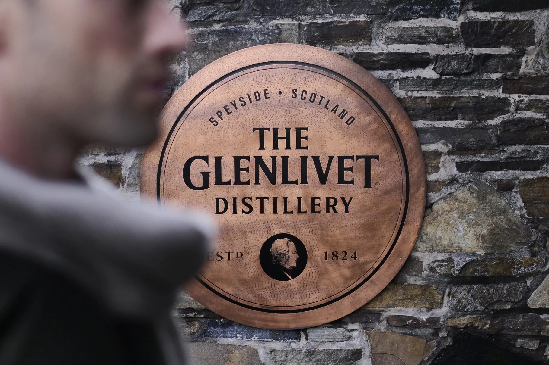 GLENLIVET, HIGHLANDS - Hill & Knowlton