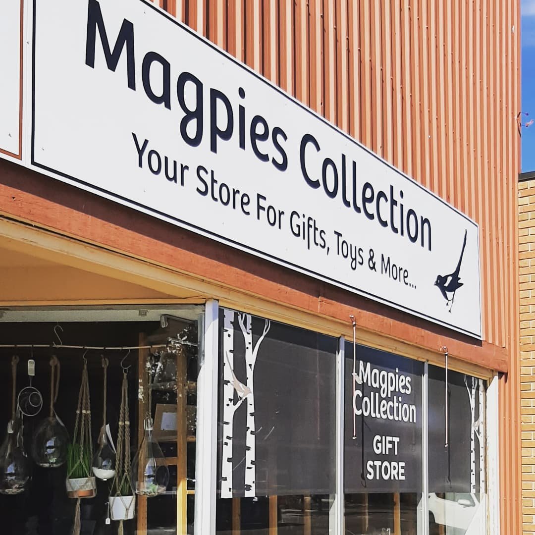 @themagpiescollection Gifts and Toys recently had a &quot;facelift&quot; and it's definitely worth checking out! 🙌🏼 

Located on Mainstreet with the @leduccoffeeshop, this one stop shop has something for everyone including a nostalgic atmosphere th