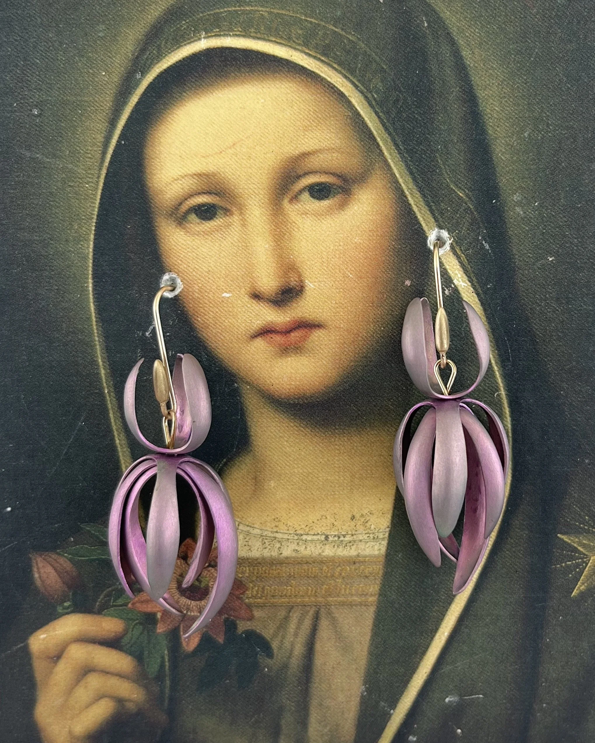 Niobium Chrysanthemums