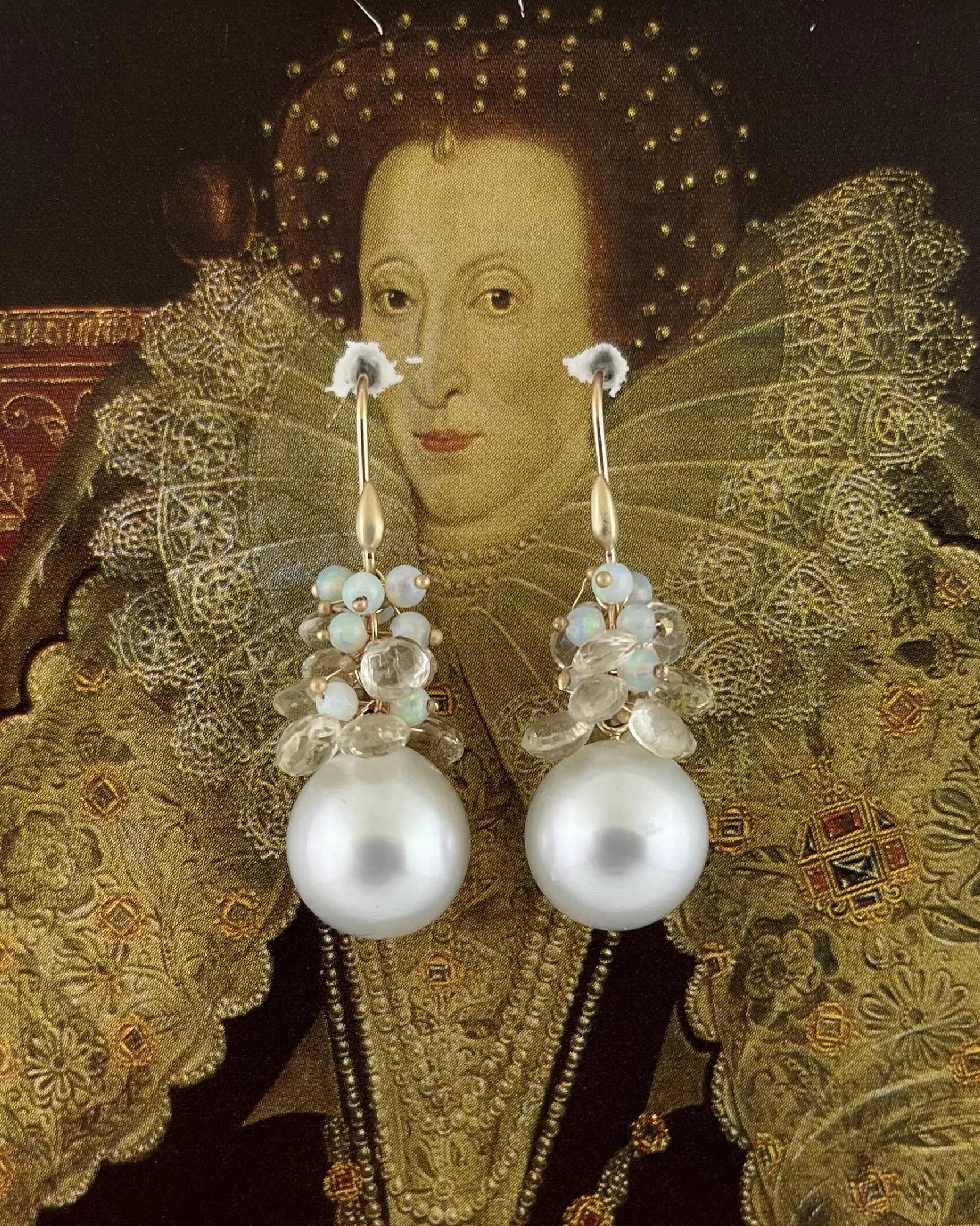 White Freshwater Pearls with Champagne Beryl and Opal Crunchy Top