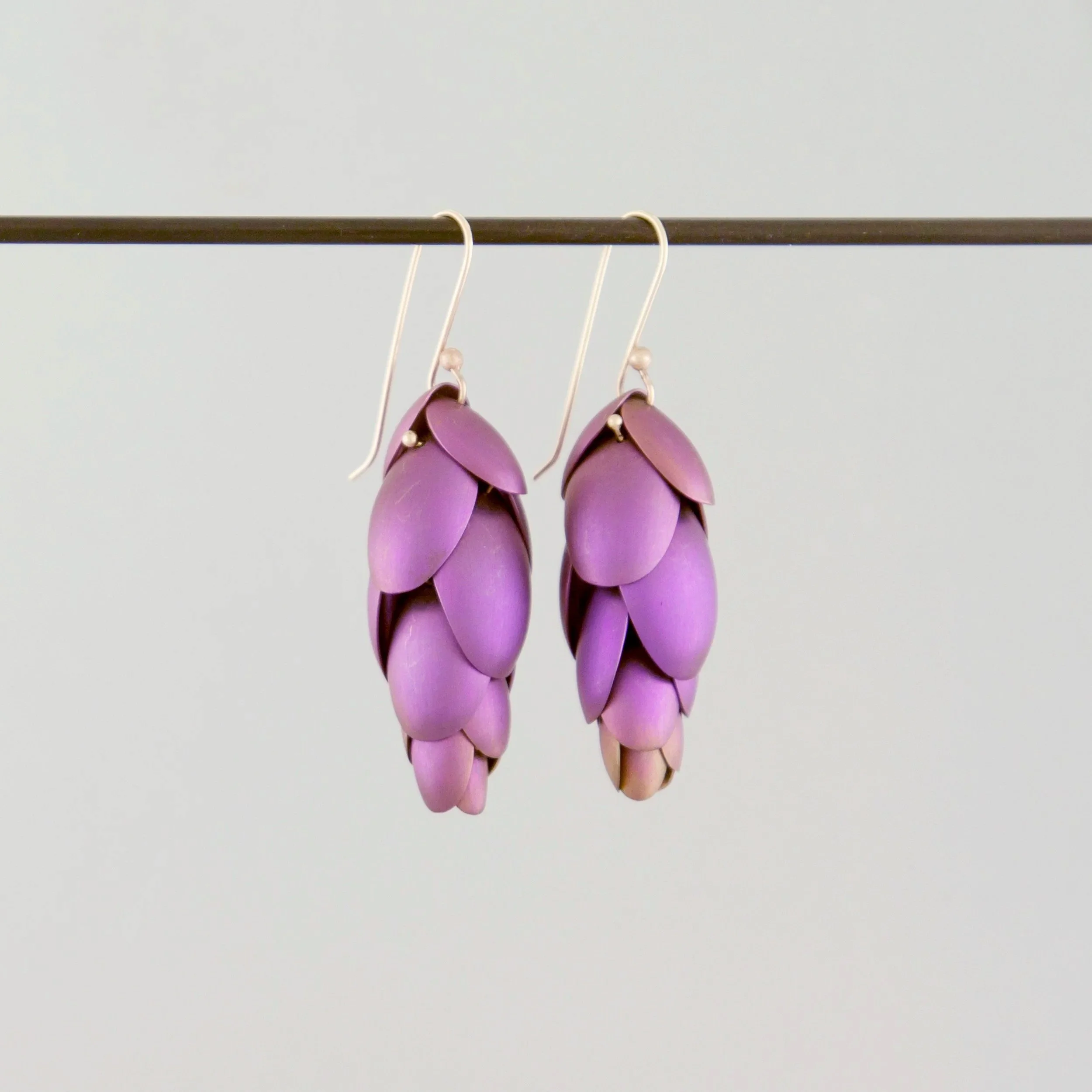 Niobium Articulated Pinecones