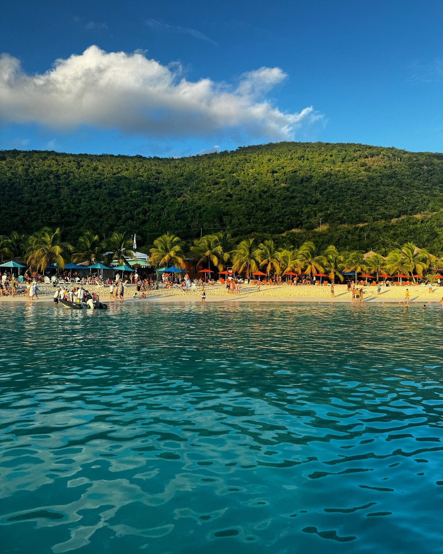 Adios to Jost!
&bull;
&bull;
&bull;
Check out our &ldquo;Most of Jost&rdquo; trip for a casual 11:15 start and 5:30 late finish. Book online at IslandRootsCharters.com or call/text (340) 643.5000 🧡

#jostvandyke #britishvirginislands #boatdays #isla