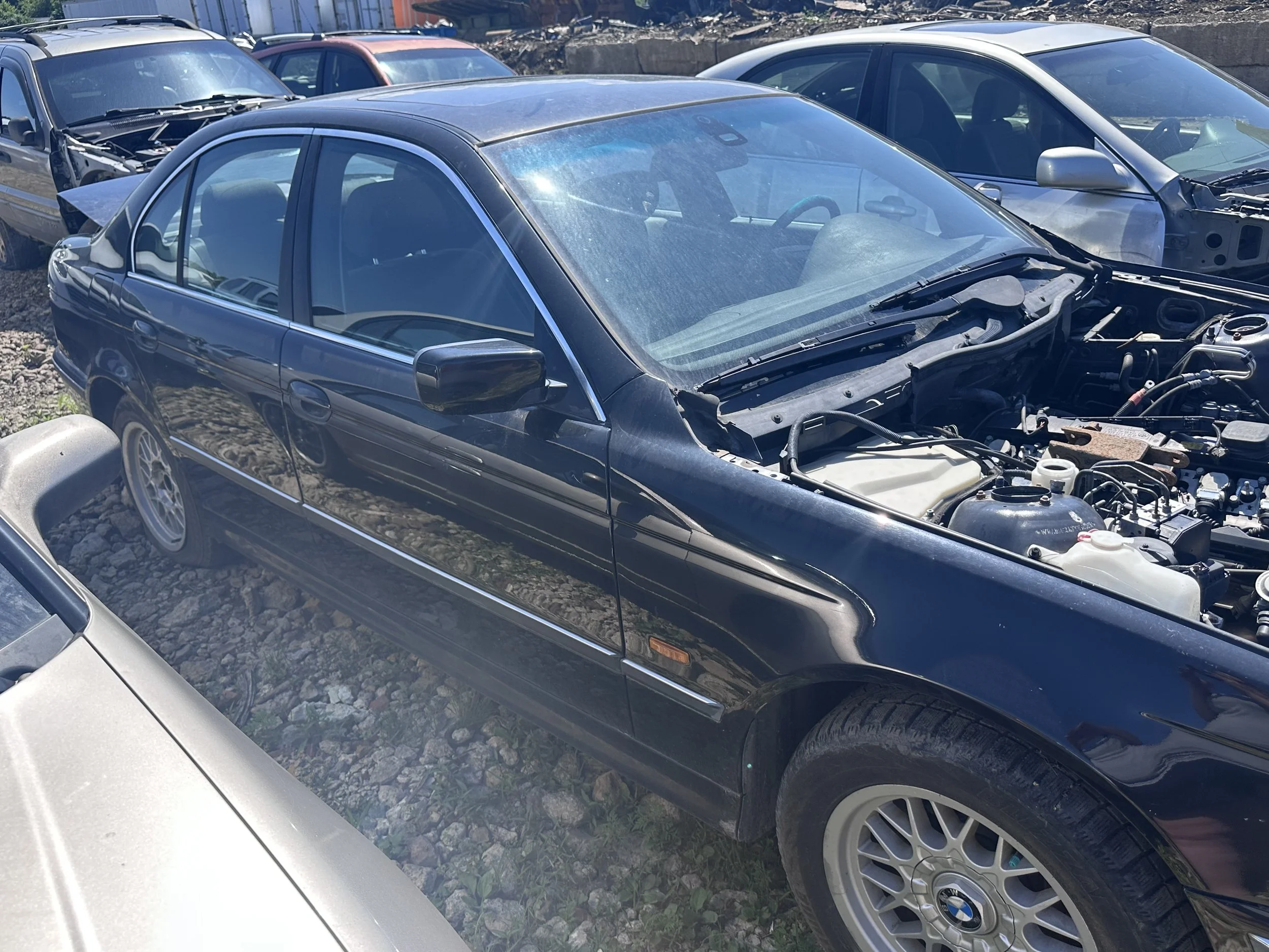 2000 BMW 528i