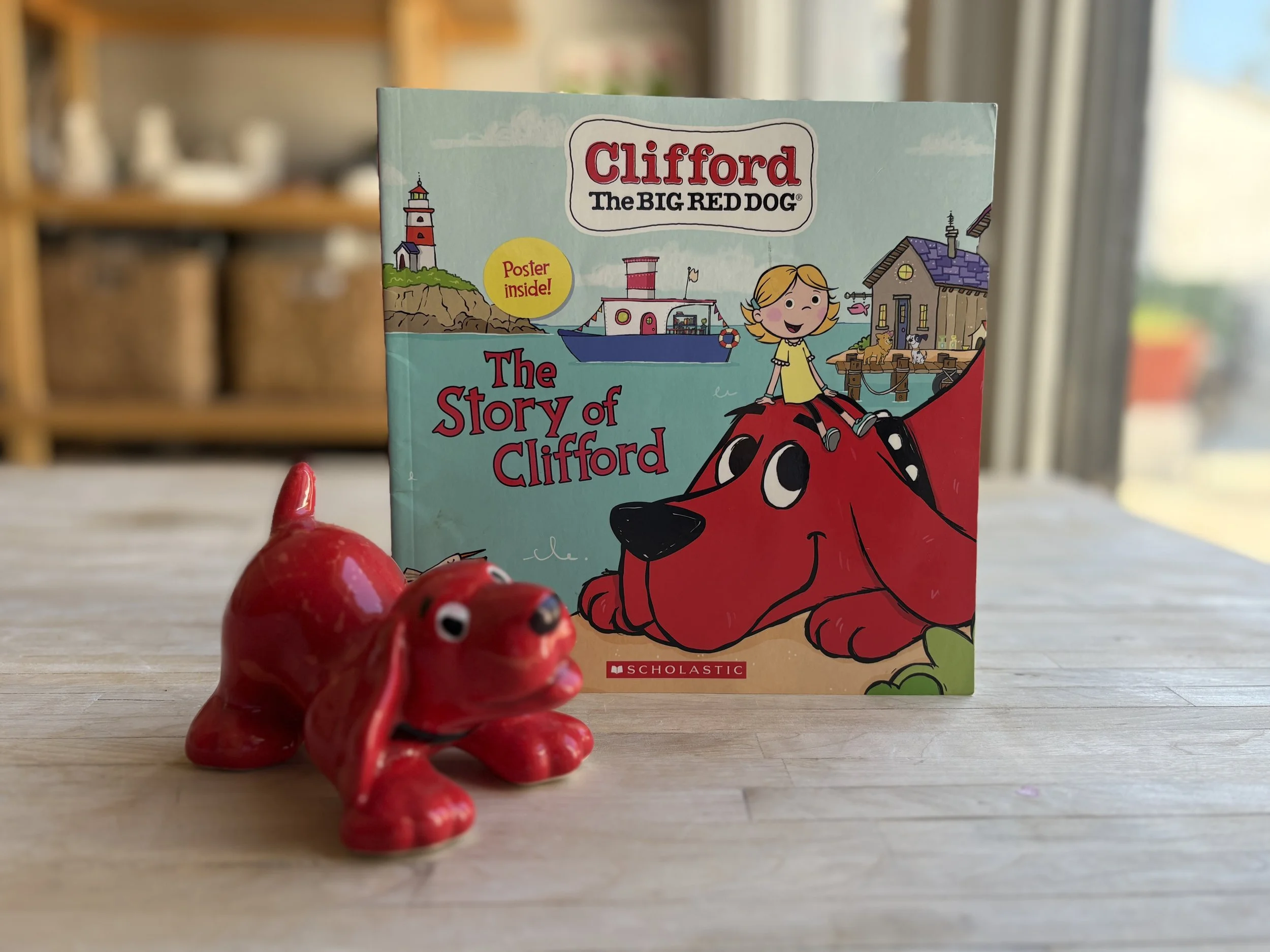 Paint a Story: Clifford