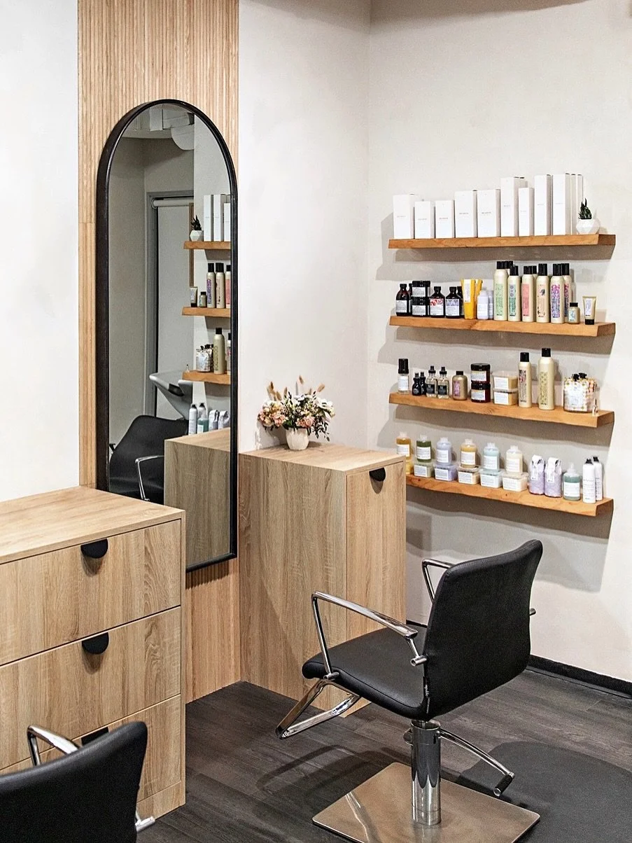 It’s a suite life ✌︎
Designed to reflect the stylist’s artistry and create a welcome retreat for clients — this salon suite balances clean lines with natural textures and warmth. Compact, considered and highly functional. 
What wo