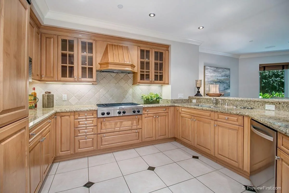 MONTEFARO_Before Pic - Kitchen 2.jpg
