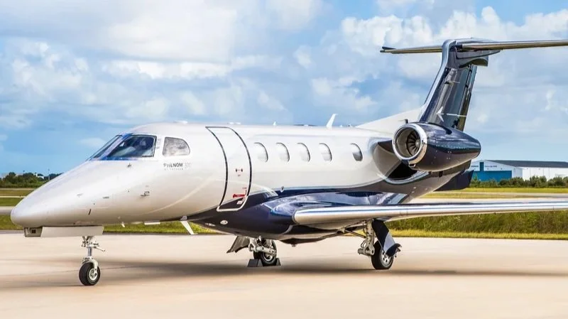 SuperLightJetSeries_01.jpg