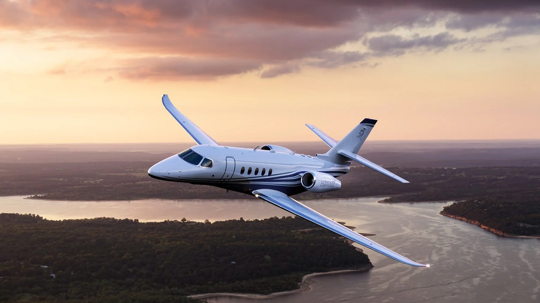 Cessna+Citation+Latitude+Exterior.jpg