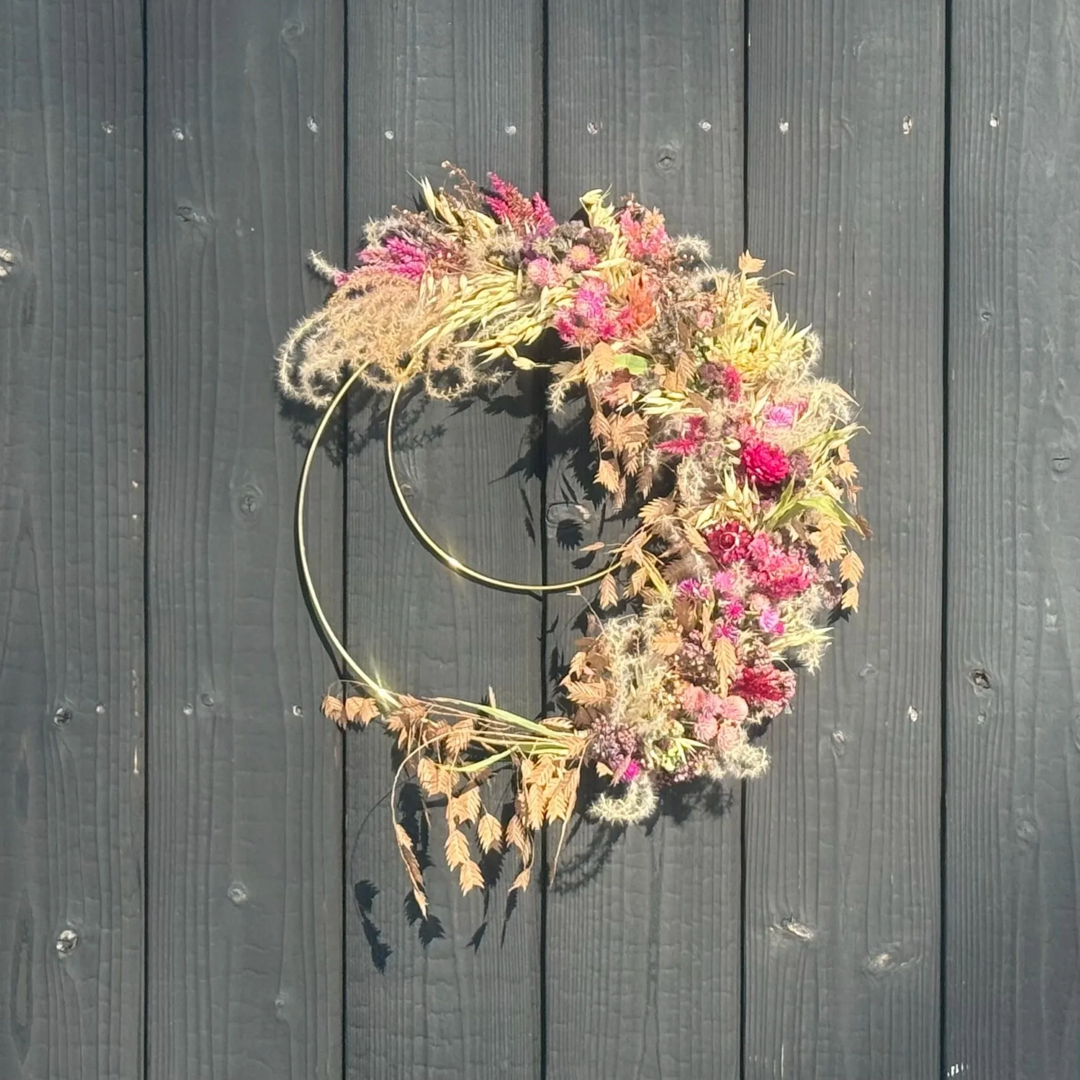 Lola everlasting wreath