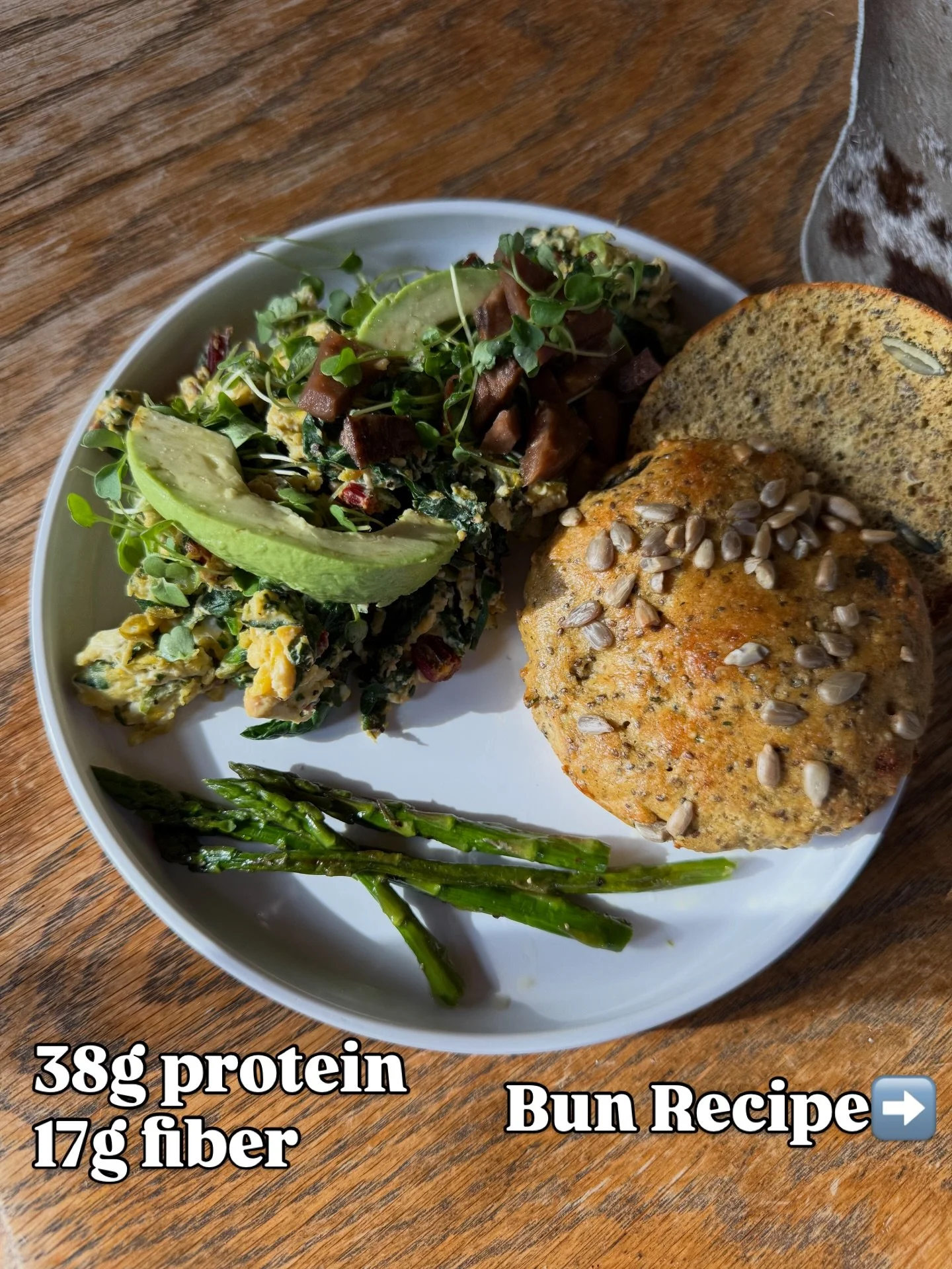 38g protein. No powders. And loaded with phytonutrients. 🌱🍳

Phytonutrients aren&rsquo;t just &ldquo;extra credit&rdquo; nutrients&mdash;they&rsquo;re bioactive compounds that tell your body what to do. They help reduce oxidative stress, calm infla