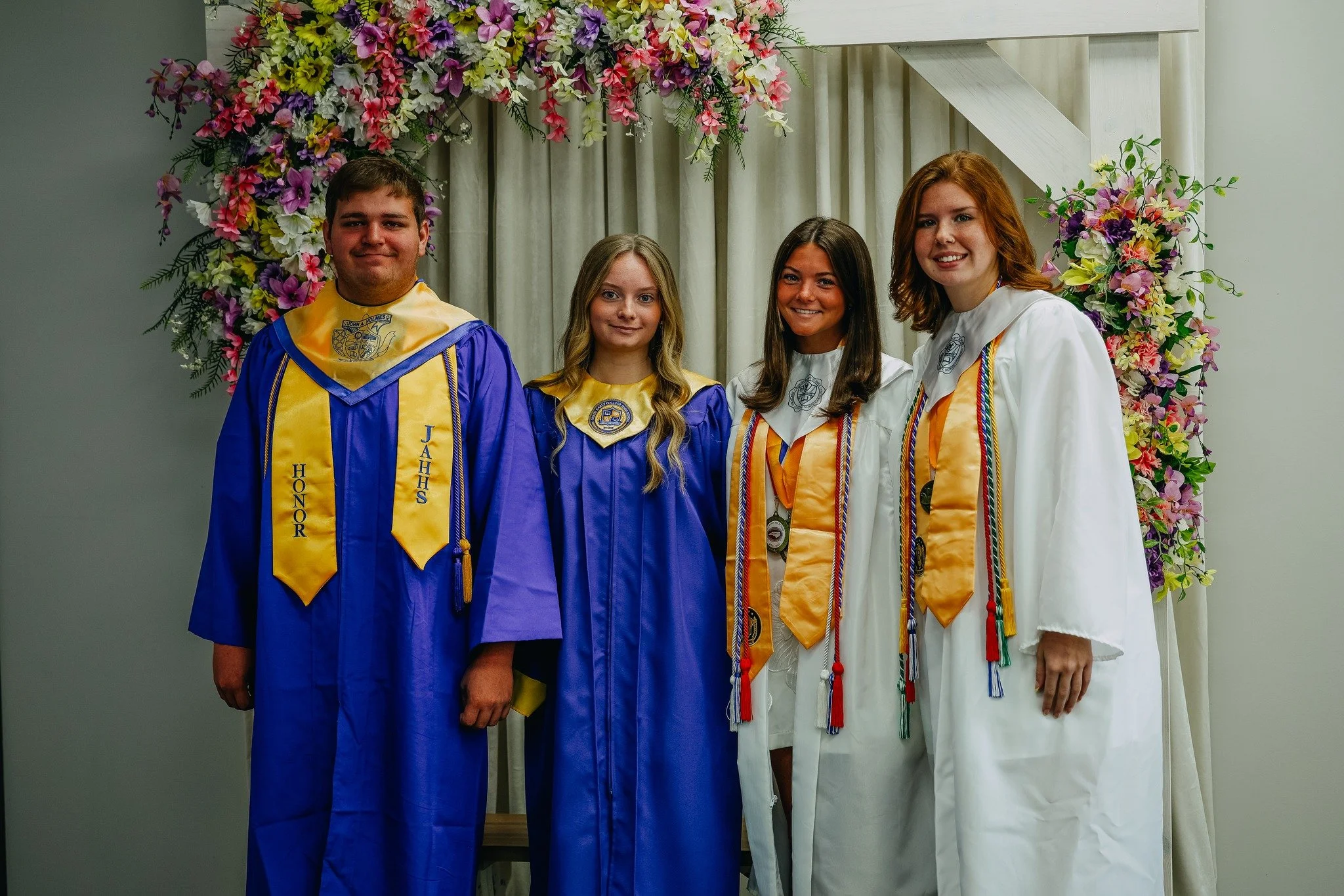 Congratulations graduates! We are proud of you and cheering you on!

As a church family, we're grateful for each graduate and excited to see how God will continue to work in and through their lives.

Would you join us in praying for them?

🙏 Pray fo