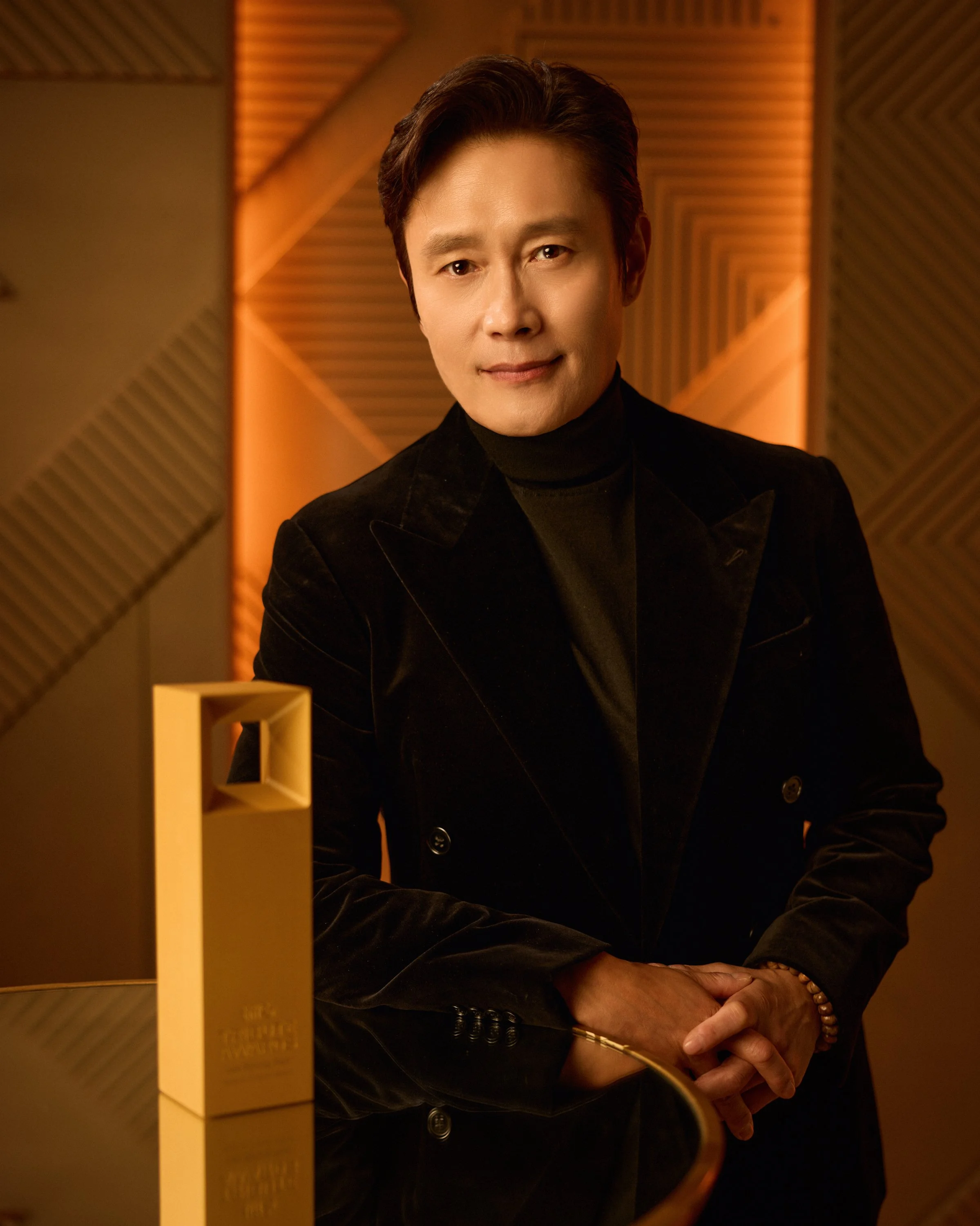 TIFF50_TRIBUTE_AWARD_LeeByungHun_4x5_MargaretLee.jpeg