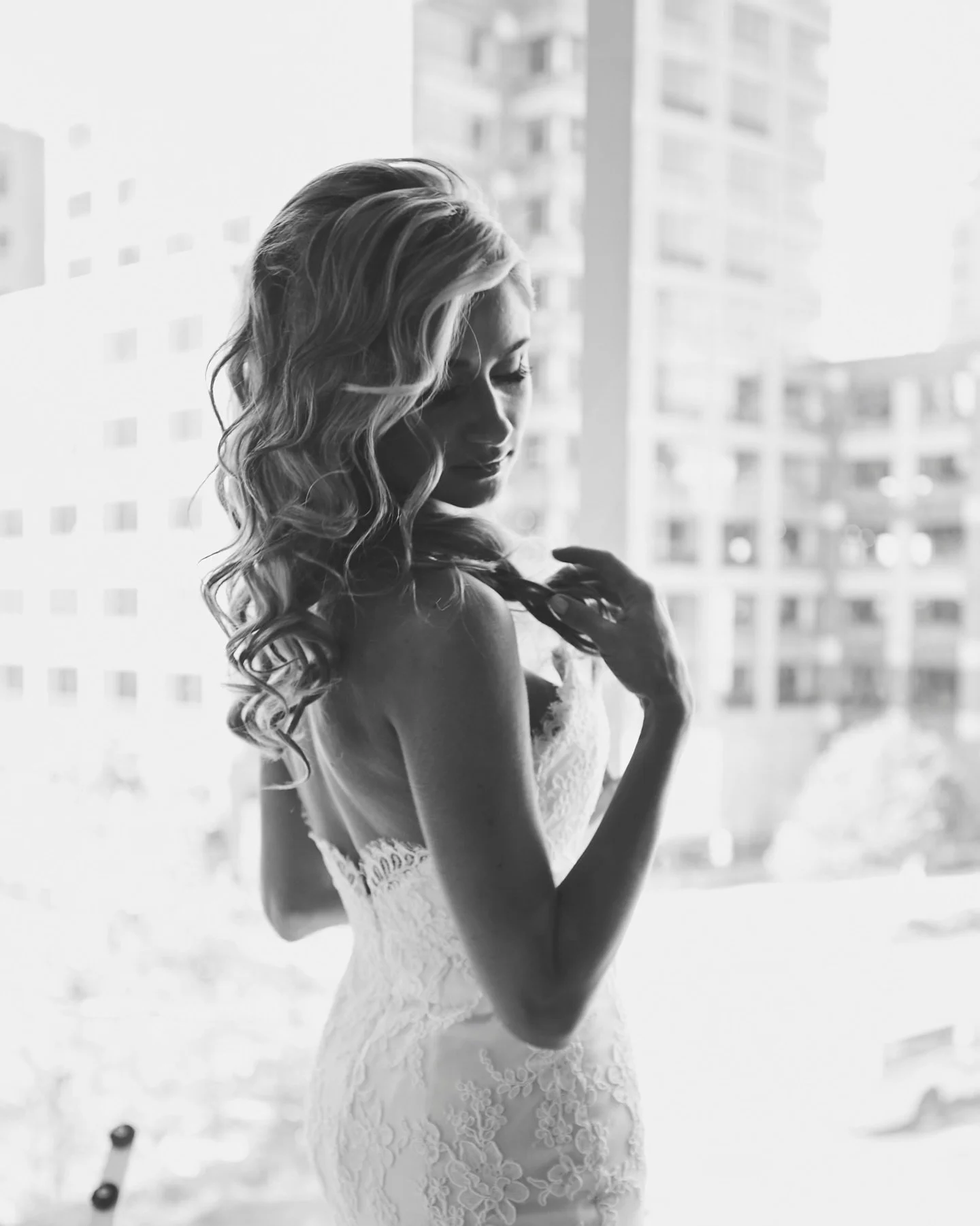 NOELLE + MIKE
NYC // NY
&bull;
&bull;
&bull;
&bull;
Blush tones never go out of style 🤍✨ Perfectly feminine, timeless, and elegant &mdash; these bridal party dresses are giving all the soft Southern romance vibes. Charleston brides, this is your sig