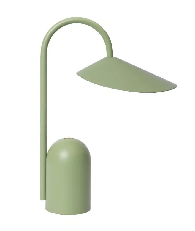 Ferm Living Arum tragbare Leuchte green