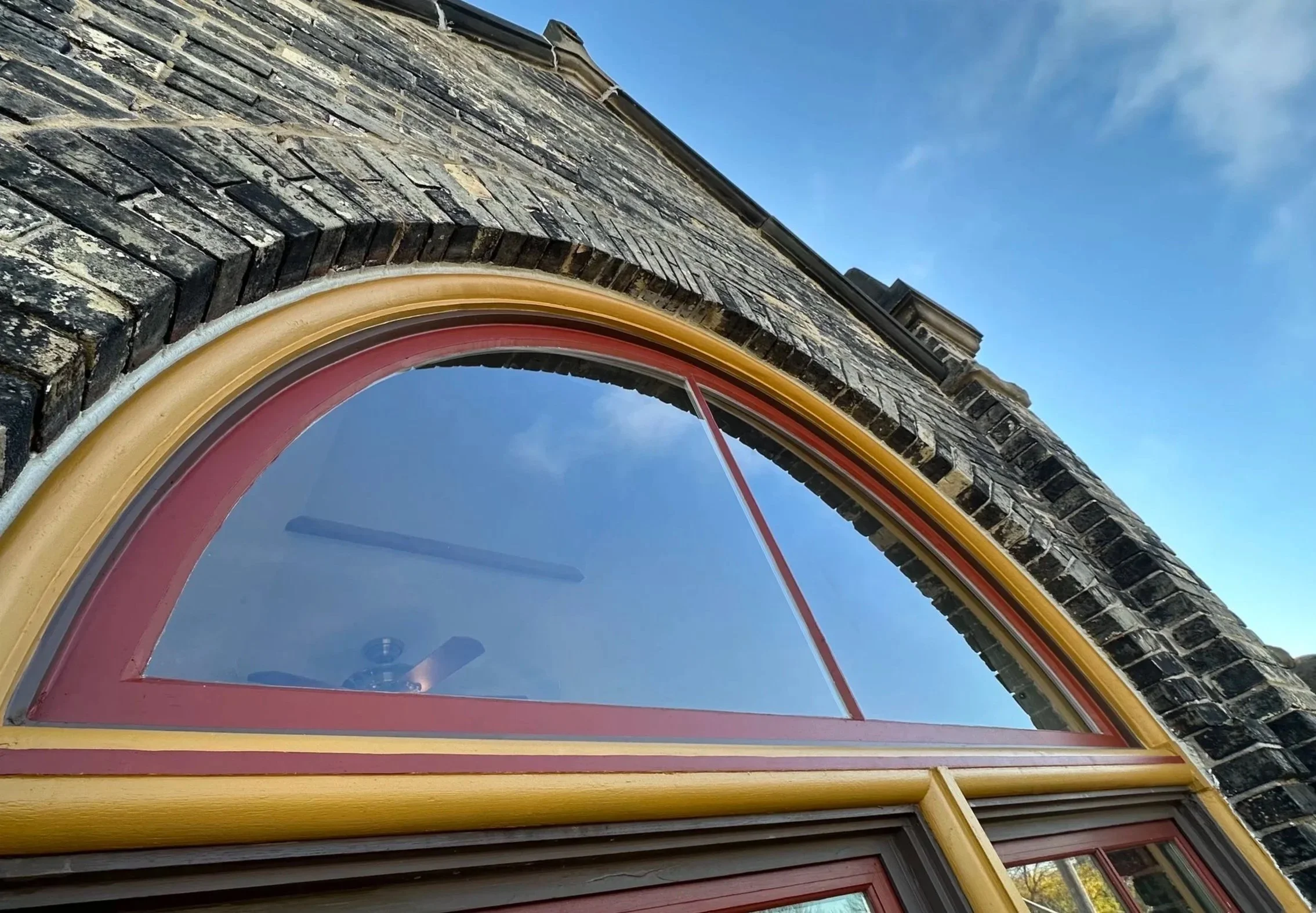 1895 Romanesque Revival. Arched sash restoration. North Third Street Historic District. 