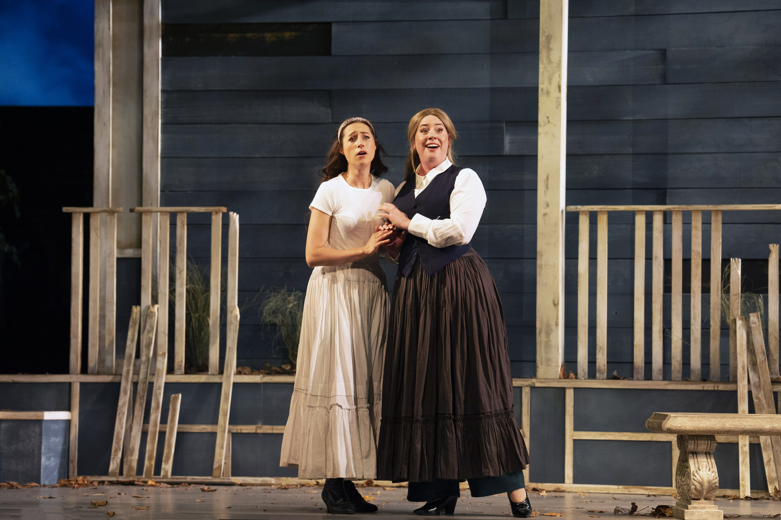 Varia and Nadia 1.png