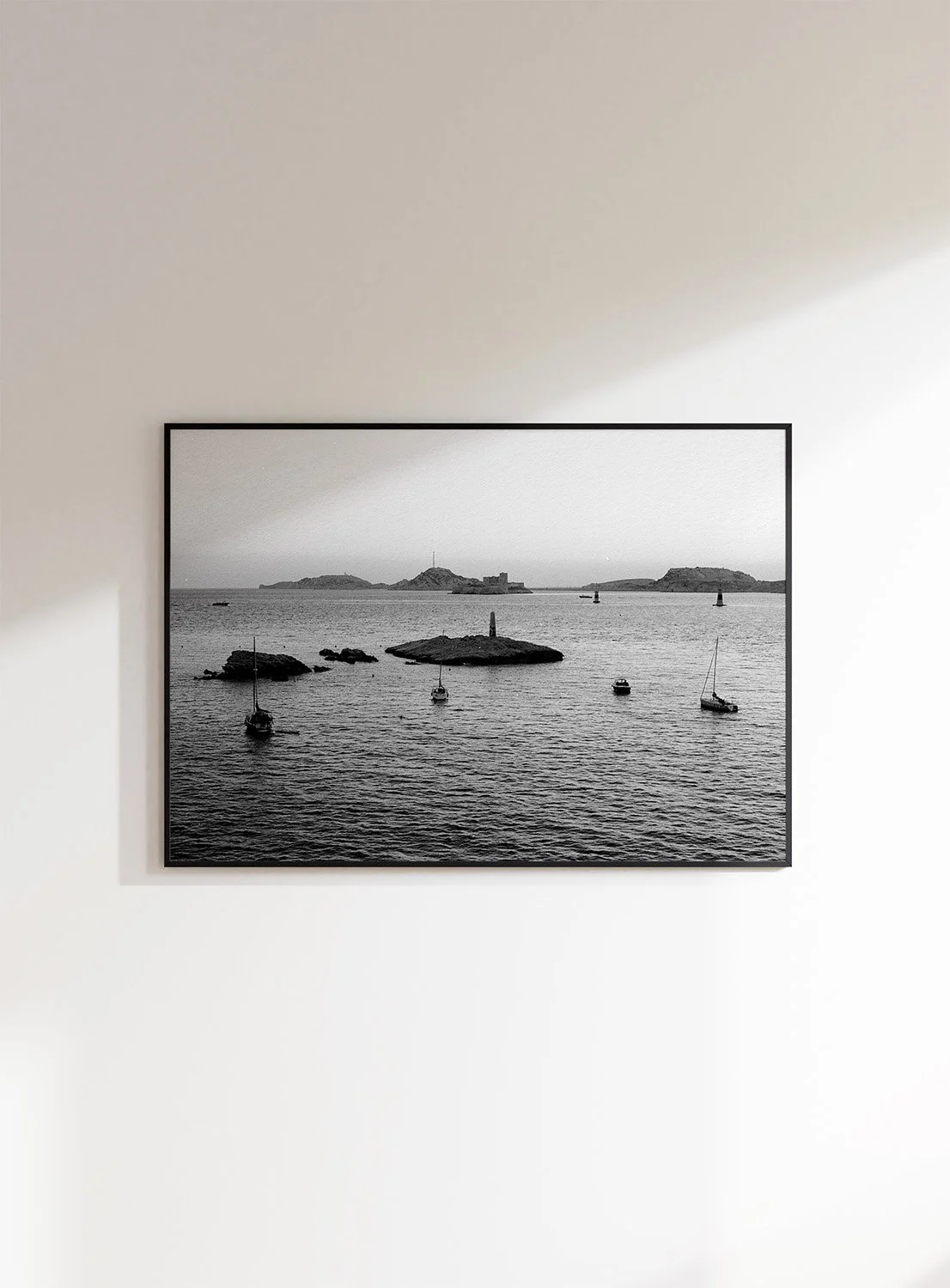LaureClaireStudio_Photography_FineArtPrint_Portugal_OdeIrène_OpenEdition_Frame_FullBleed.jpg
