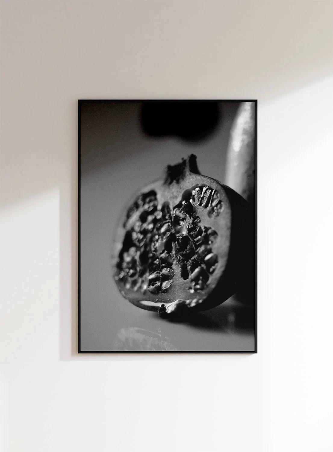 LaureClaireStudio_Photography_FineArtPrint_Portugal_Pomegranate_OpenEdition_Frame_FullBleed.jpg