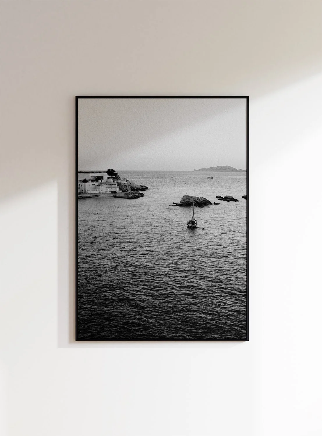 LaureClaireStudio_FilmPhotography_FineArtPrint_France_SavonDeMarseille_OpenEdition_Frame_FullBleed.jpg
