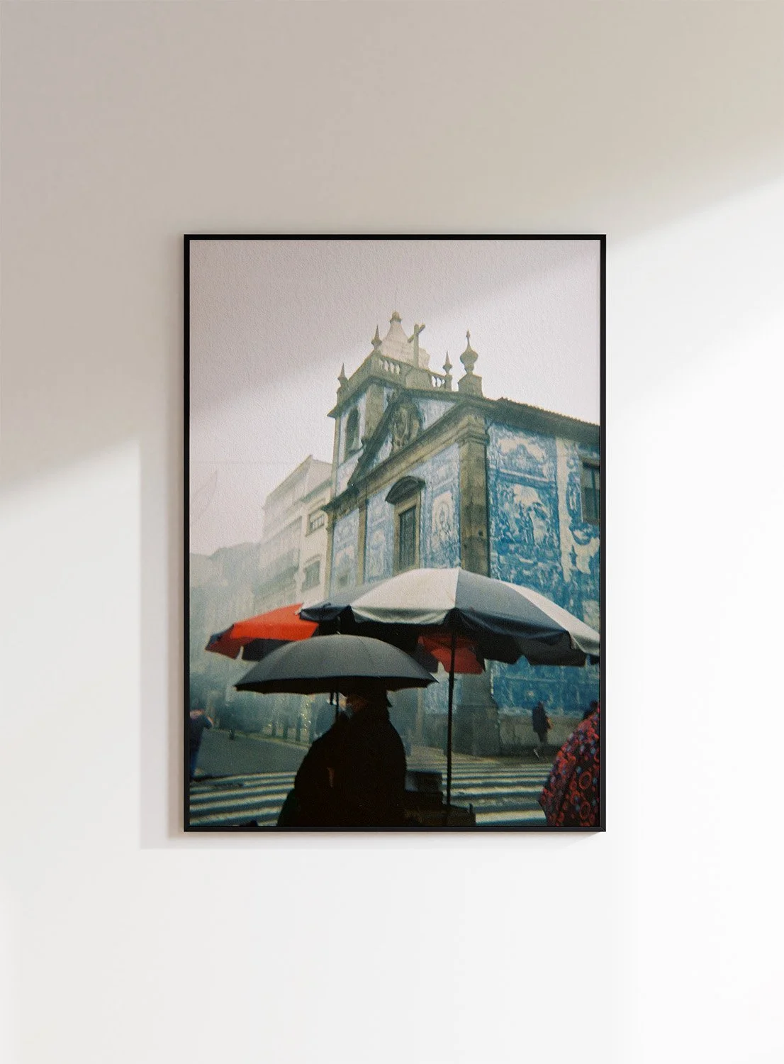 LaureClaireStudio_Photography_FineArtPrint_Portugal_Chataignes_dHiver_Frame_FullBleed.jpg
