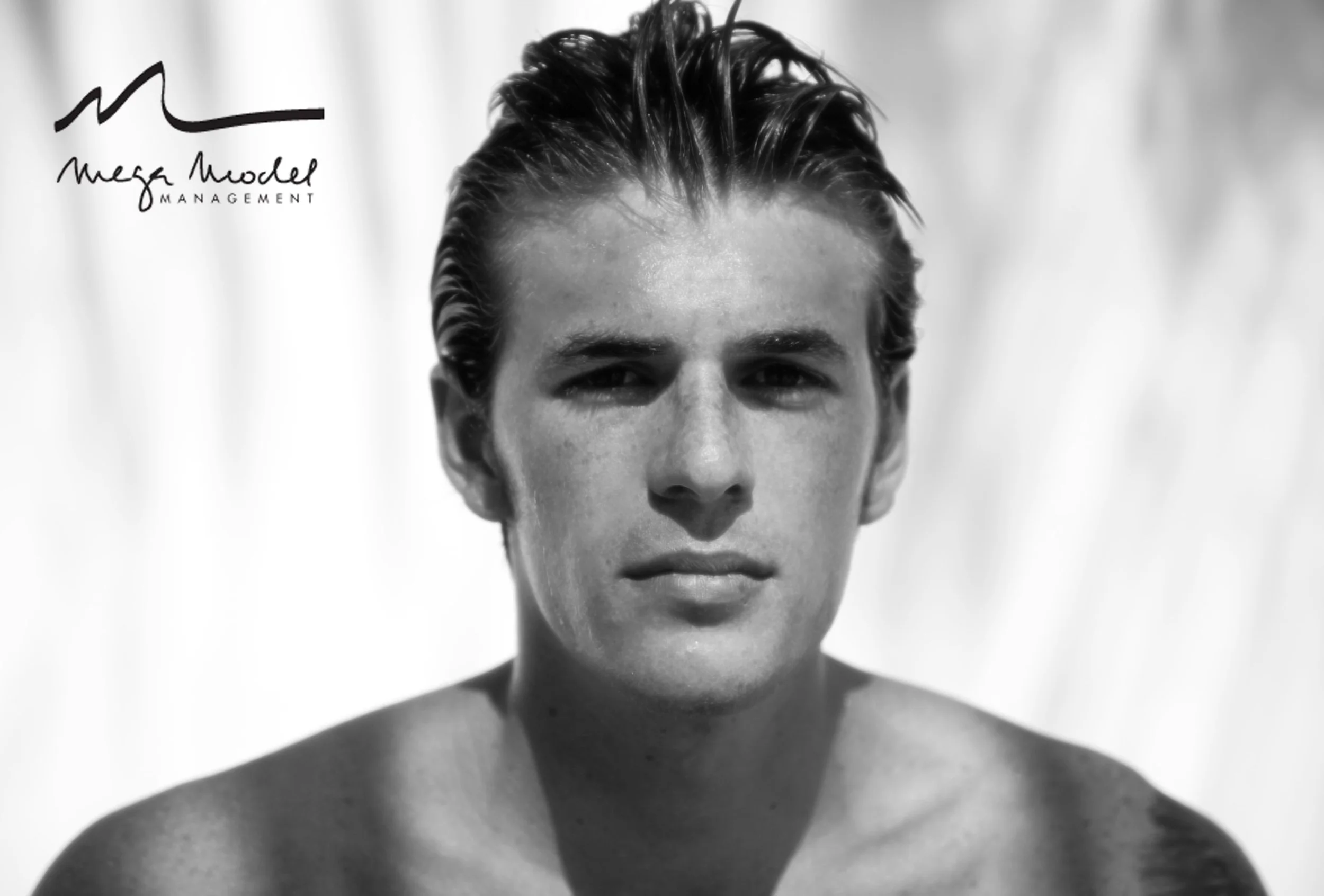 Roberto Fabre-Mega Portfolio_Page_04.jpg