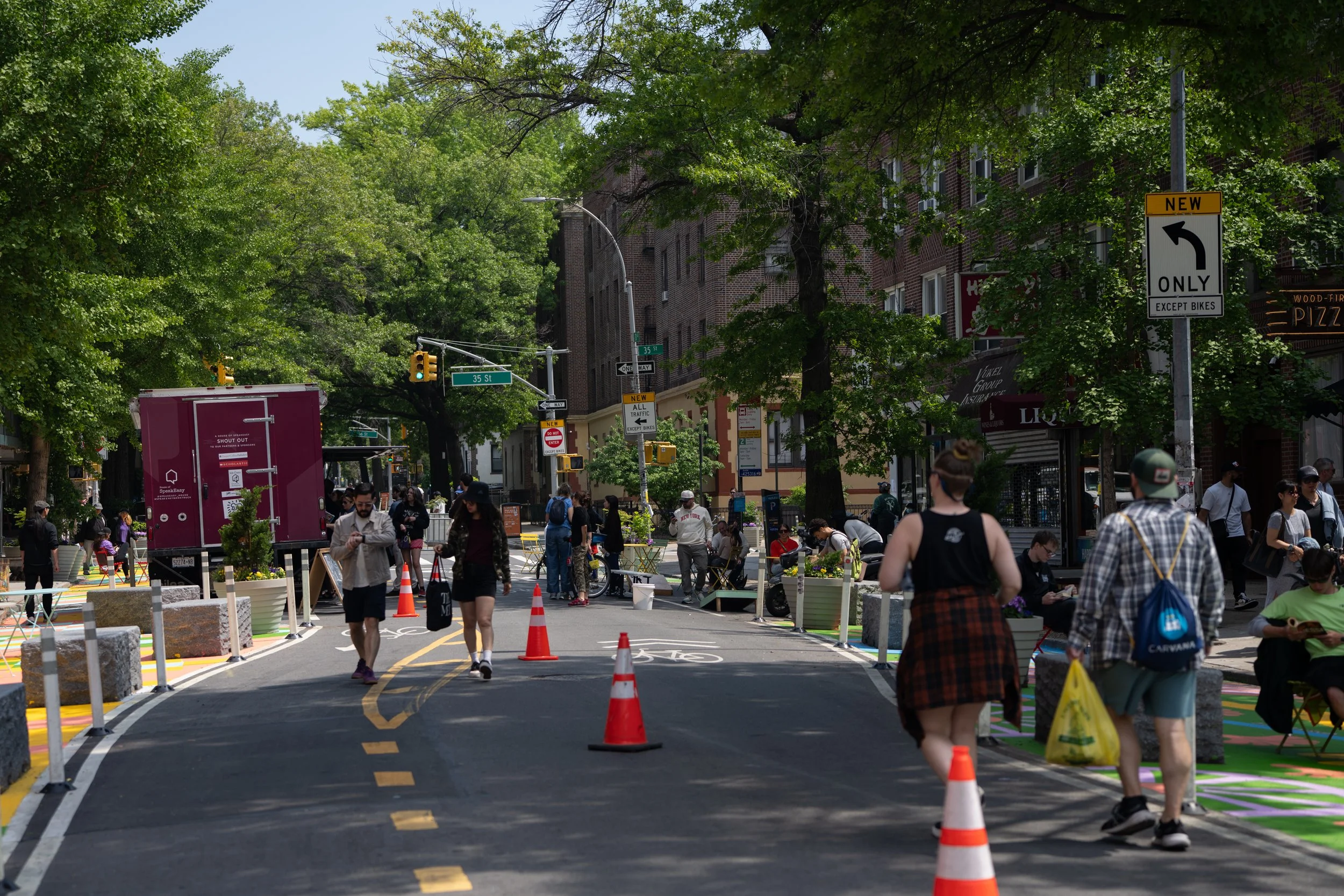 31st Avenue Open Street