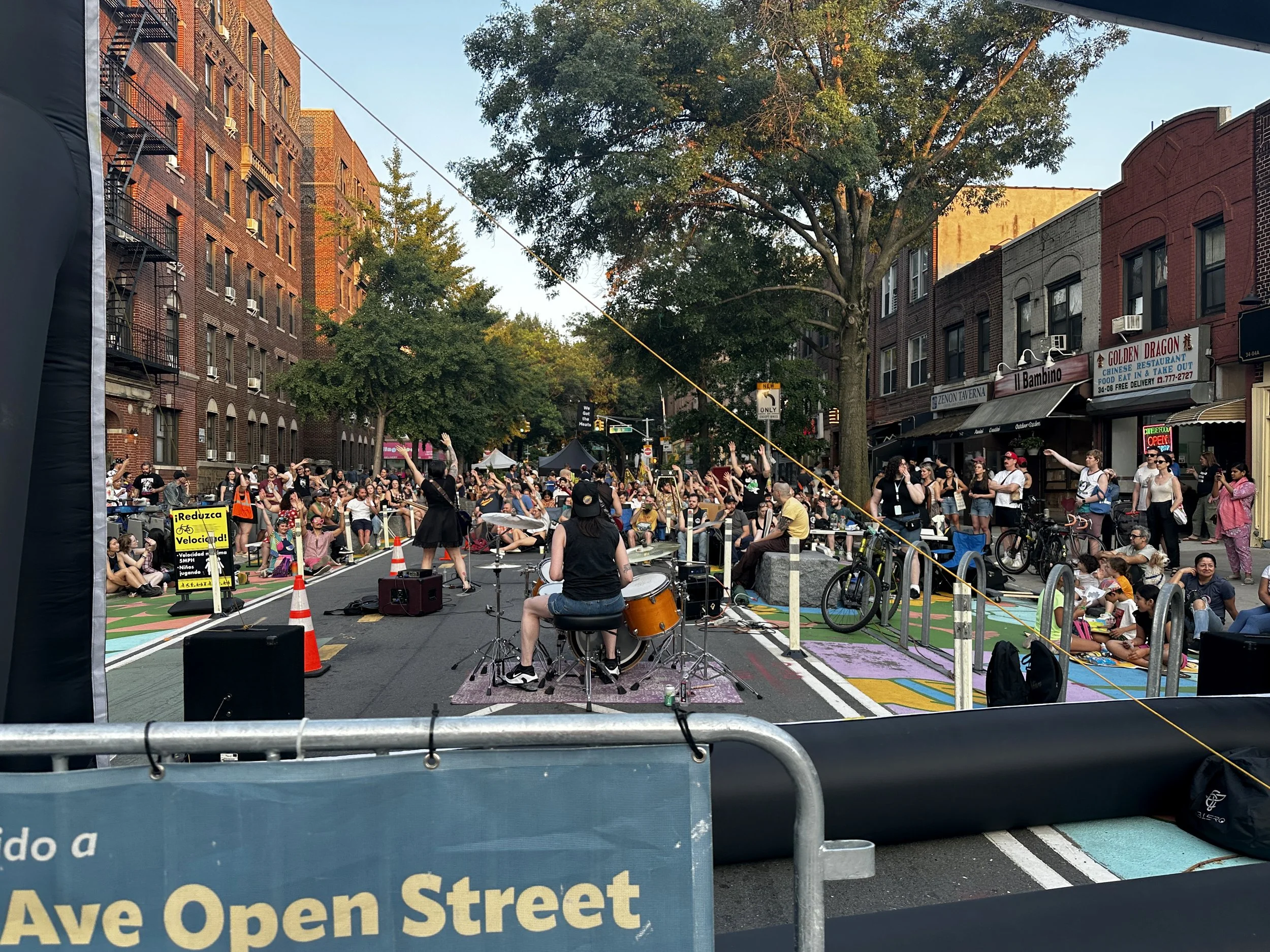 Crowd the Airwaves on 31st Ave