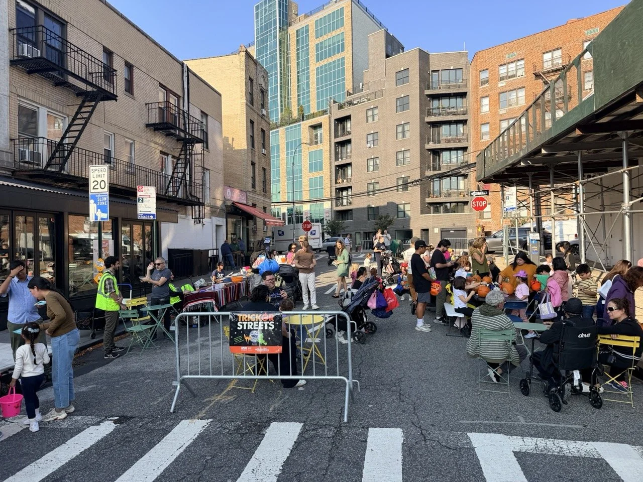 32nd St. Plaza